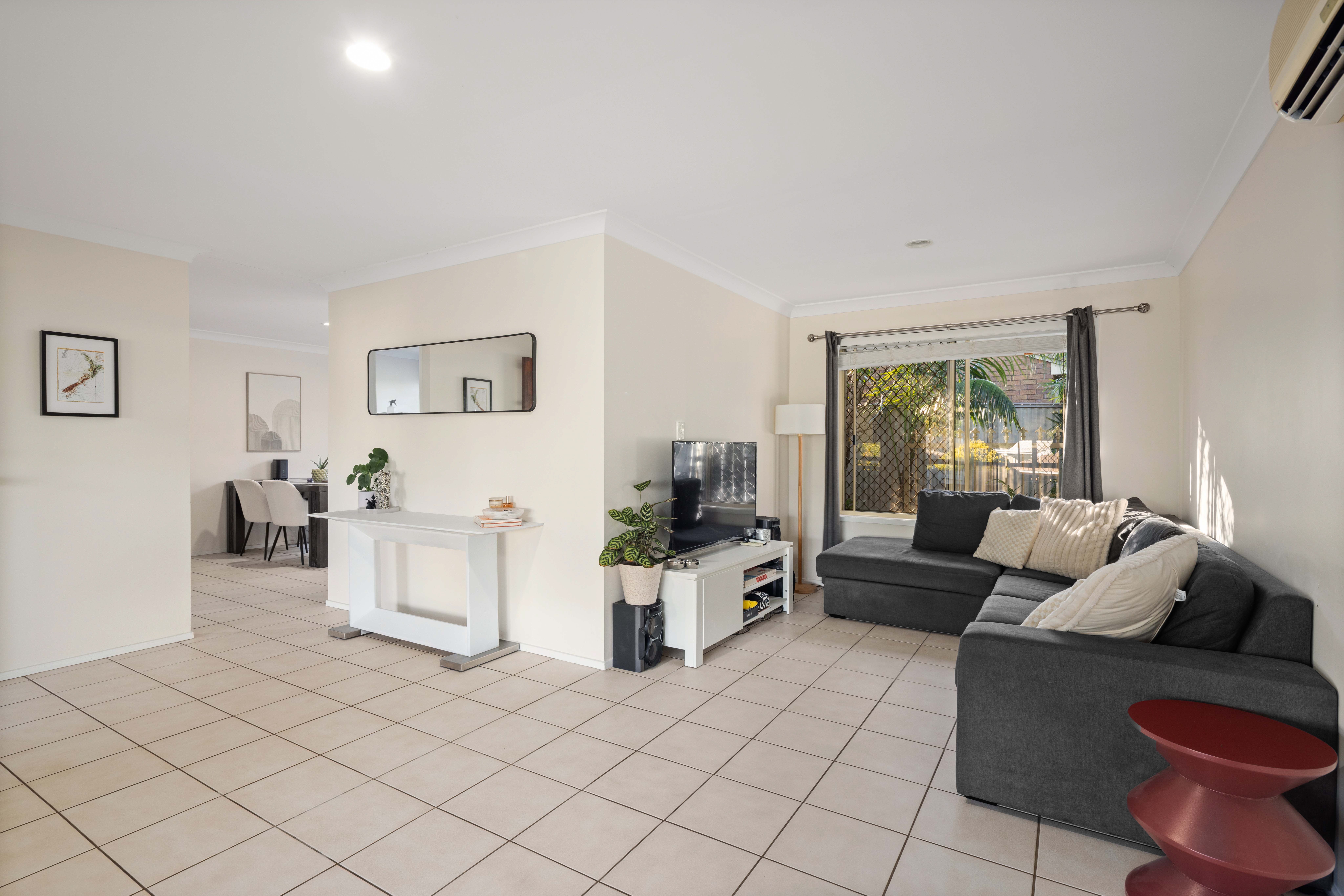 136 Mildura Drive — photo 5 of 30