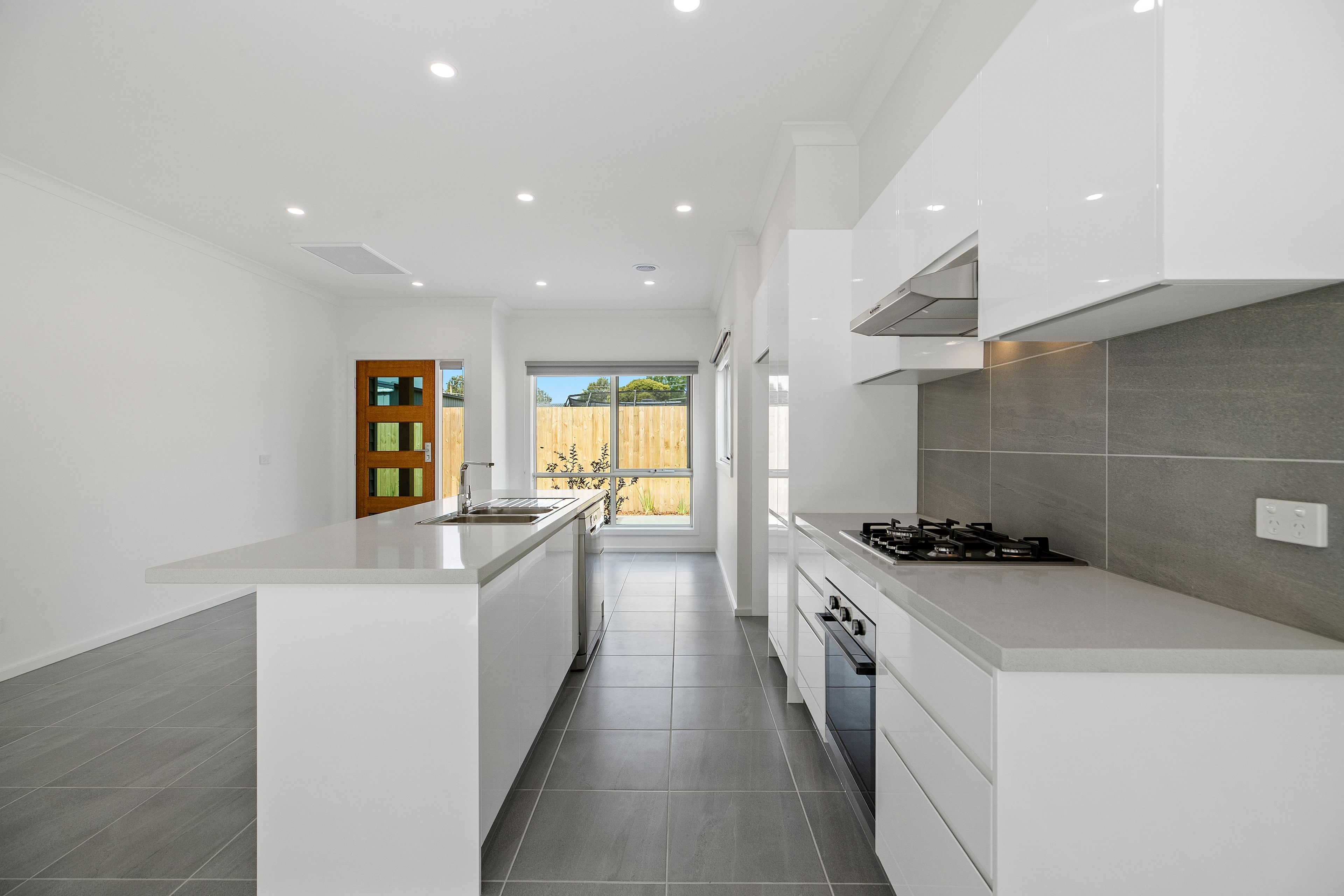 2/34 Orchard Street, Kilsyth, VIC 3137