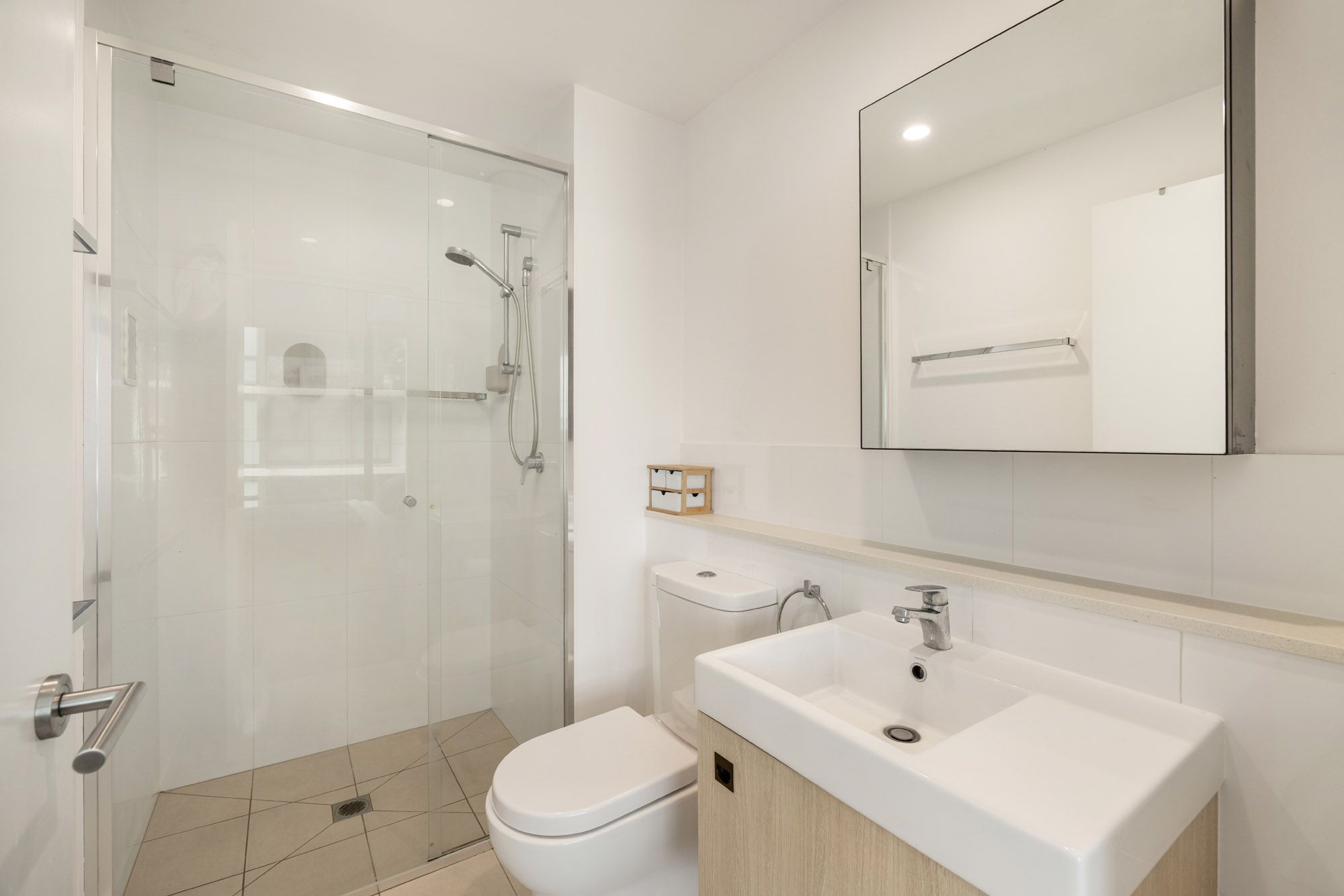 31309/24 Stratton Street — photo 9 of 14