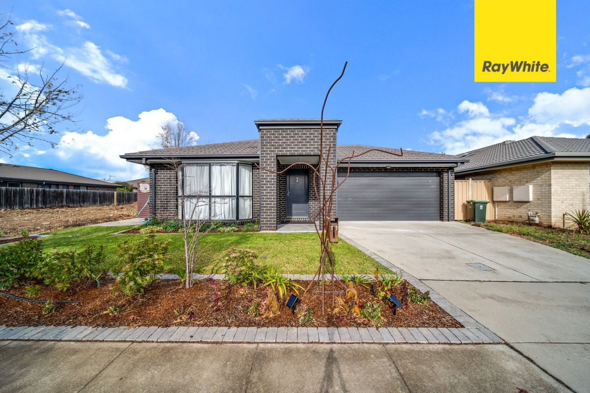 11 Marie Pitt Street, Franklin ACT 2913