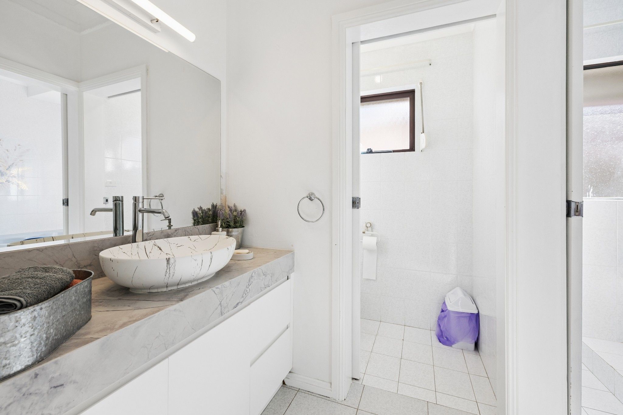 18 Deloraine Close — photo 10 of 15