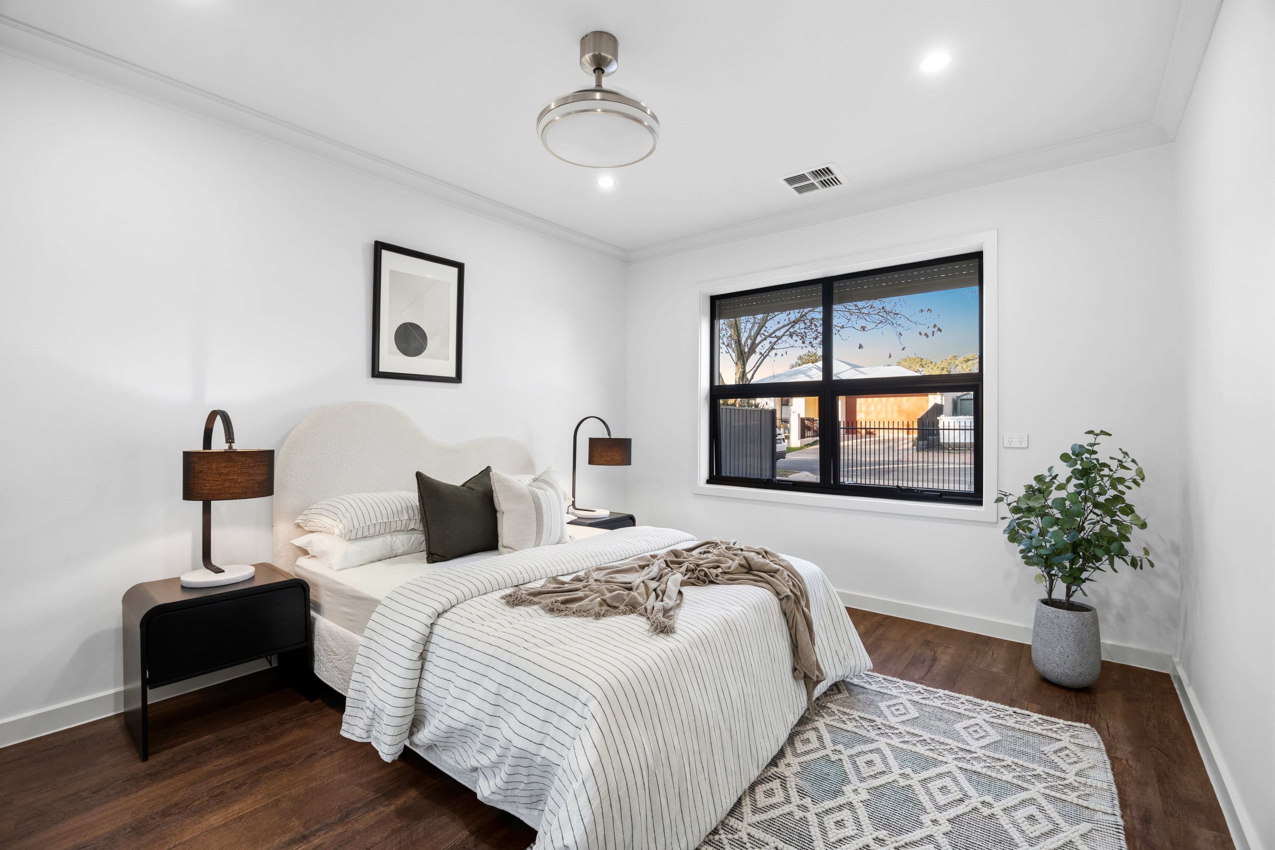 55 Jervois Avenue — photo 12 of 22