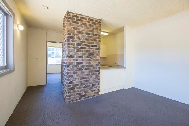 1/44 North Street, Southport, QLD 4215