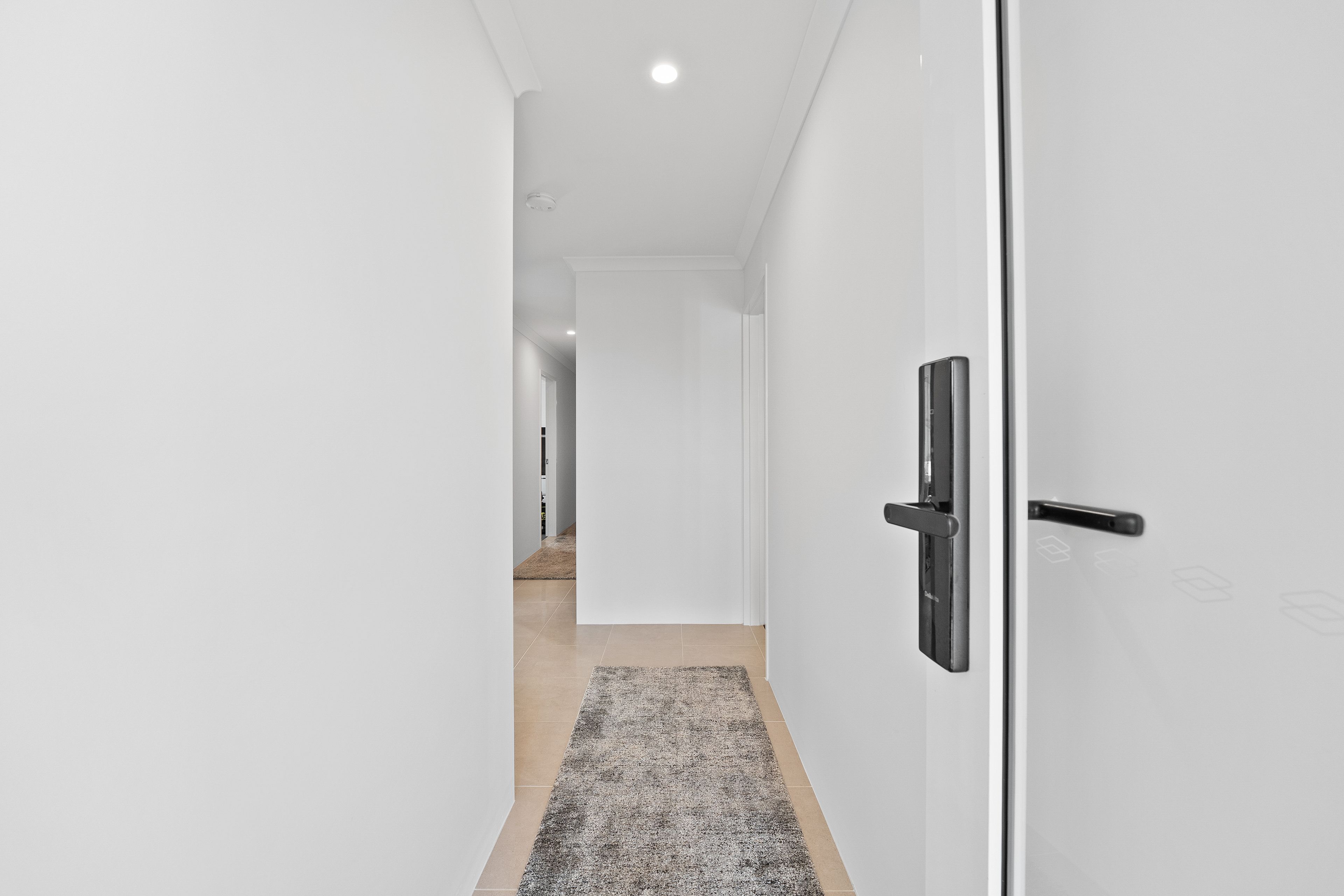 2 Bibra Way — photo 6 of 30