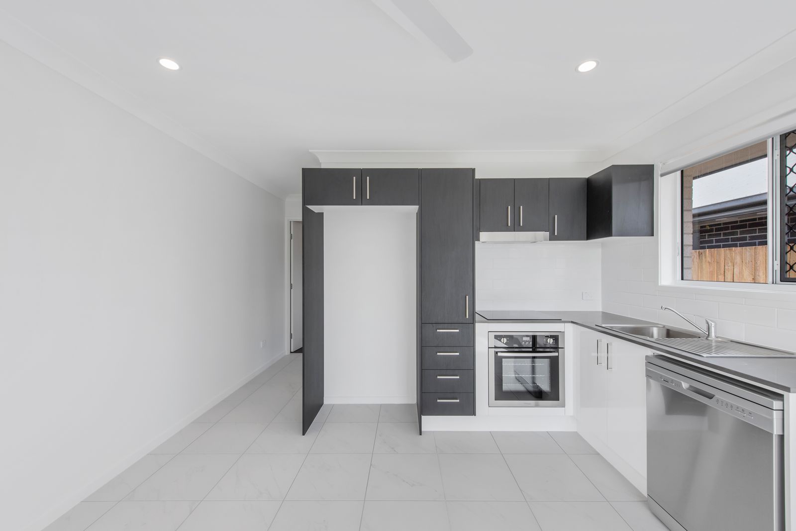 11A Olivia Street, Flinders View, QLD 4305