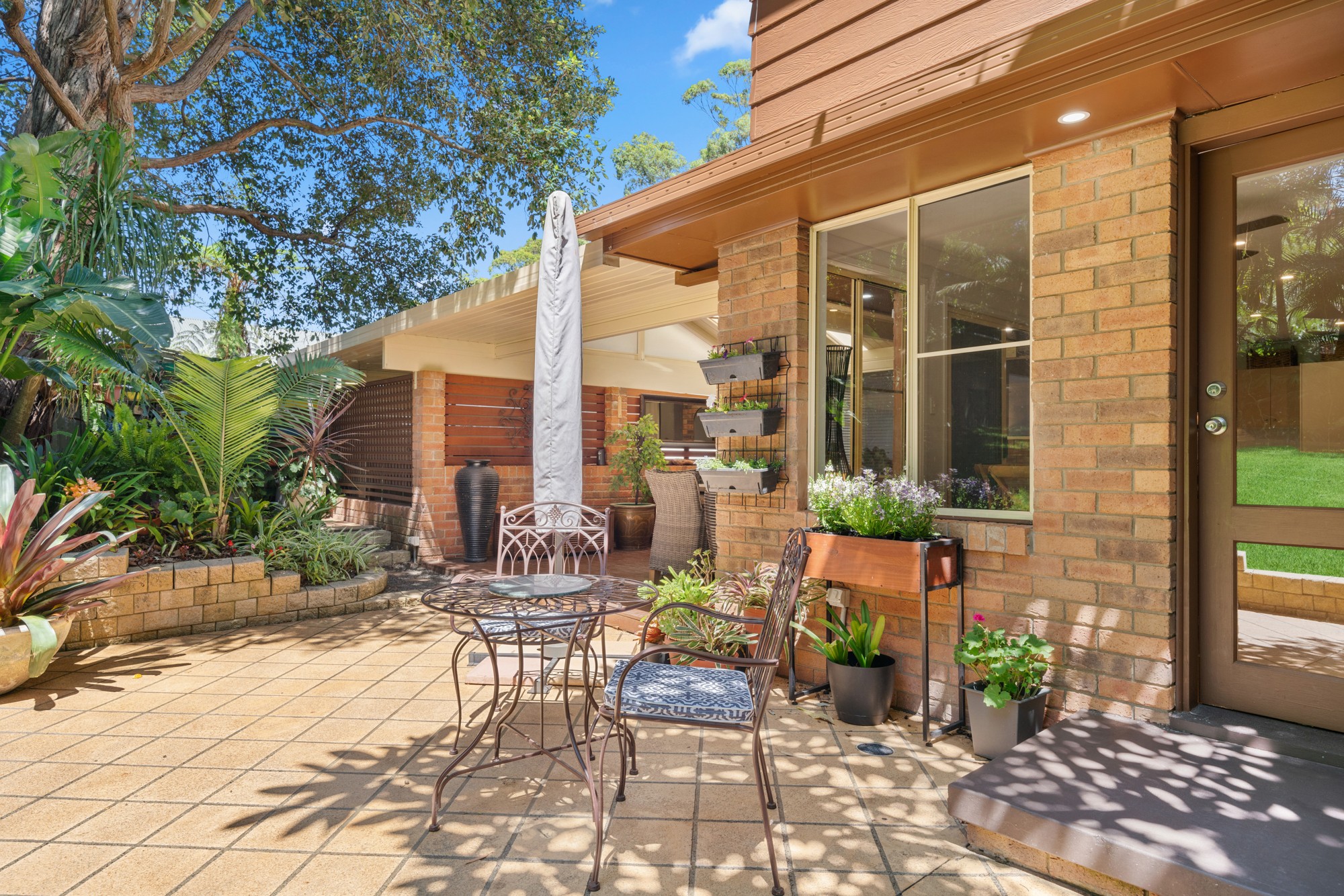 17 Shannon Parade, Berkeley Vale, NSW 2261