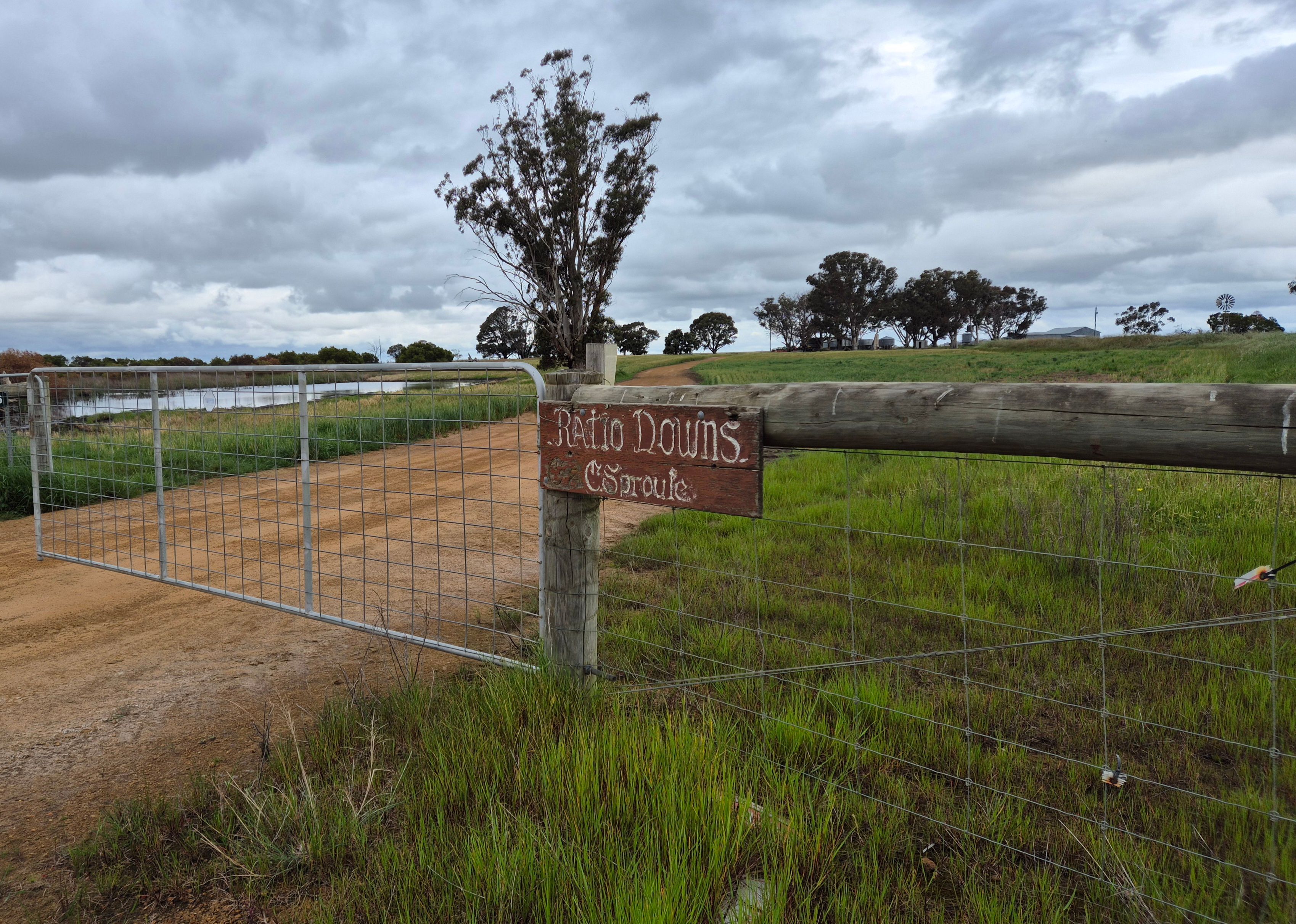 Ratio Downs, Degrussa Road — photo 5 of 9