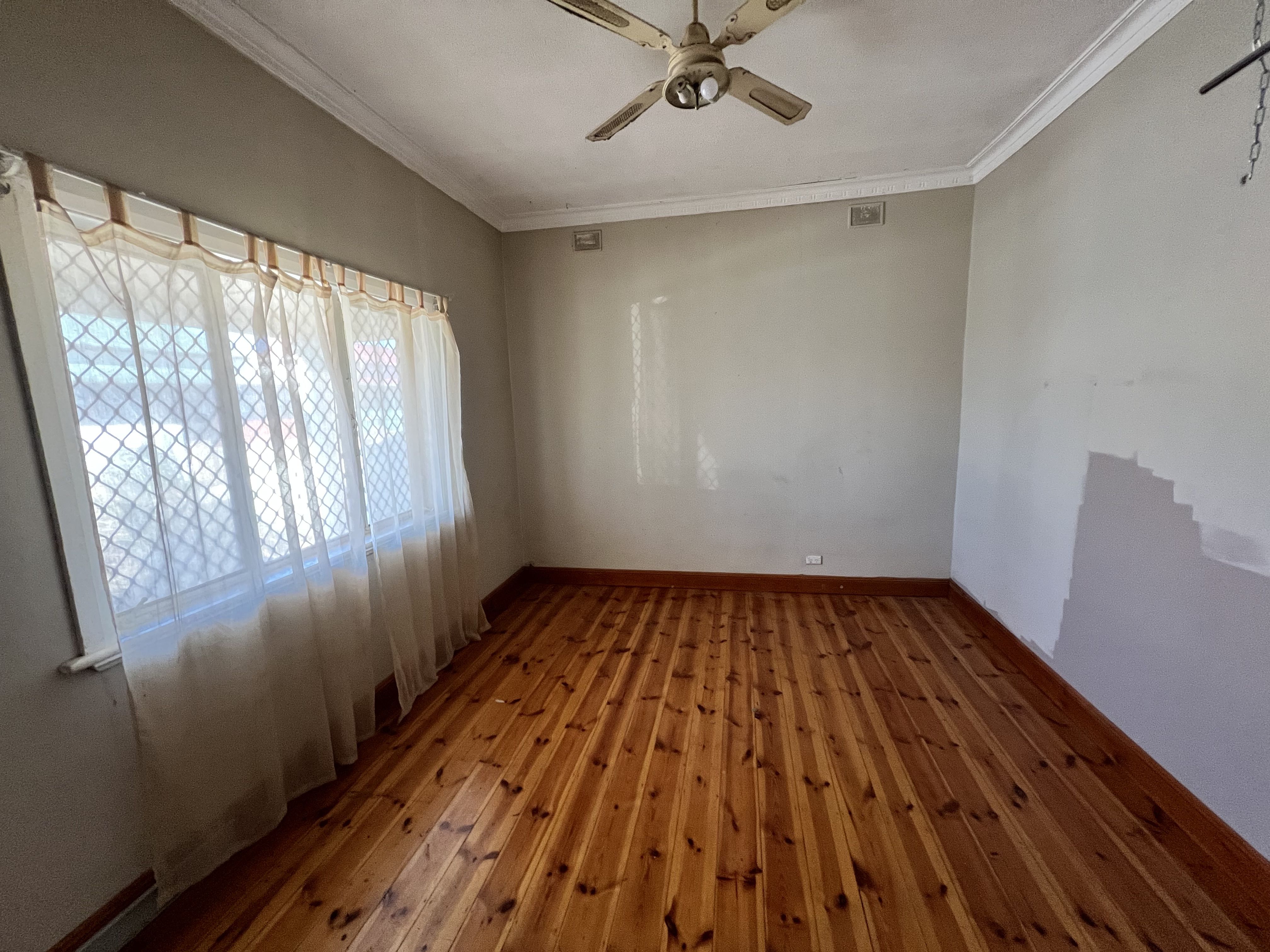 522 Lane Lane — photo 5 of 15