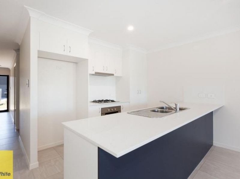 35B Woodroffe Cresent, Redbank Plains, QLD 4301
