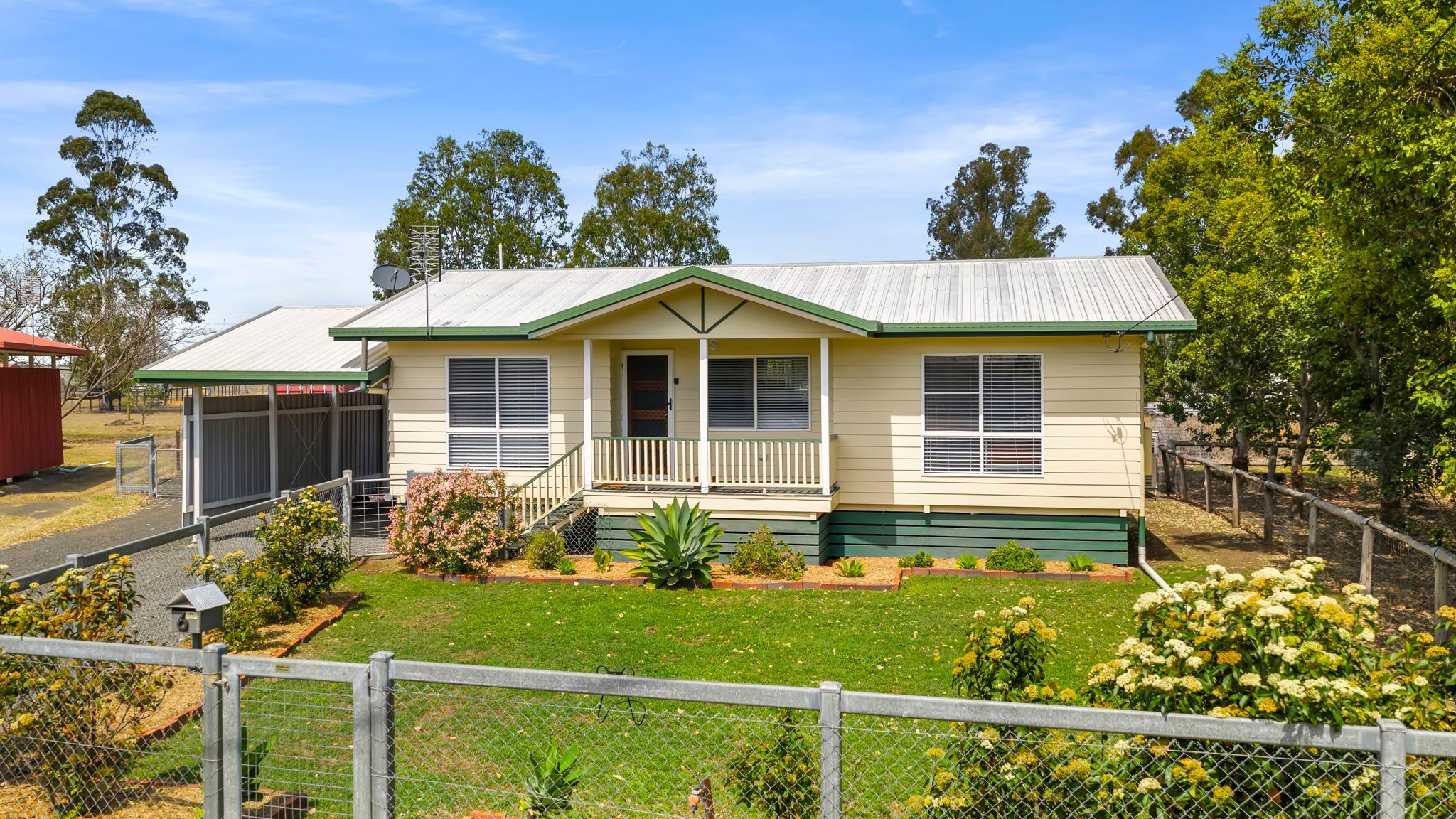 6 Raceview Drive , Dalby QLD 4405
