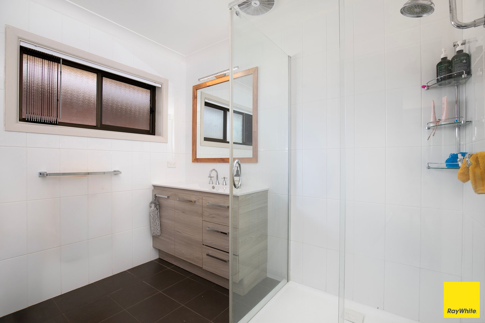 16 Gatenby Street — photo 6 of 14