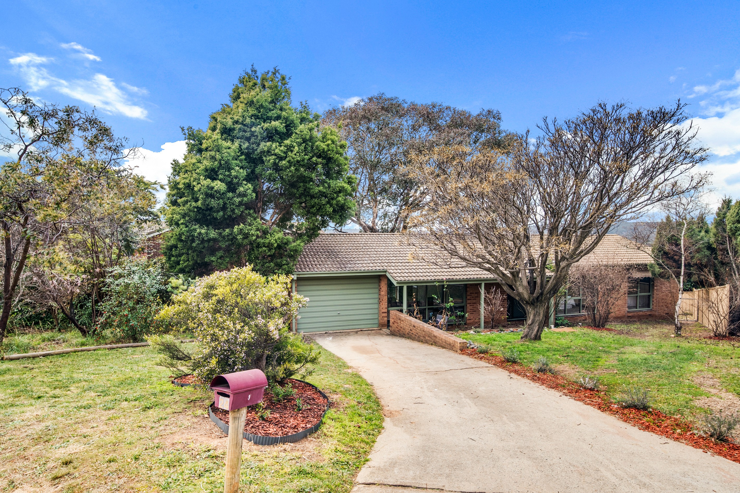 24 Elliott Street, Crestwood, NSW 2620