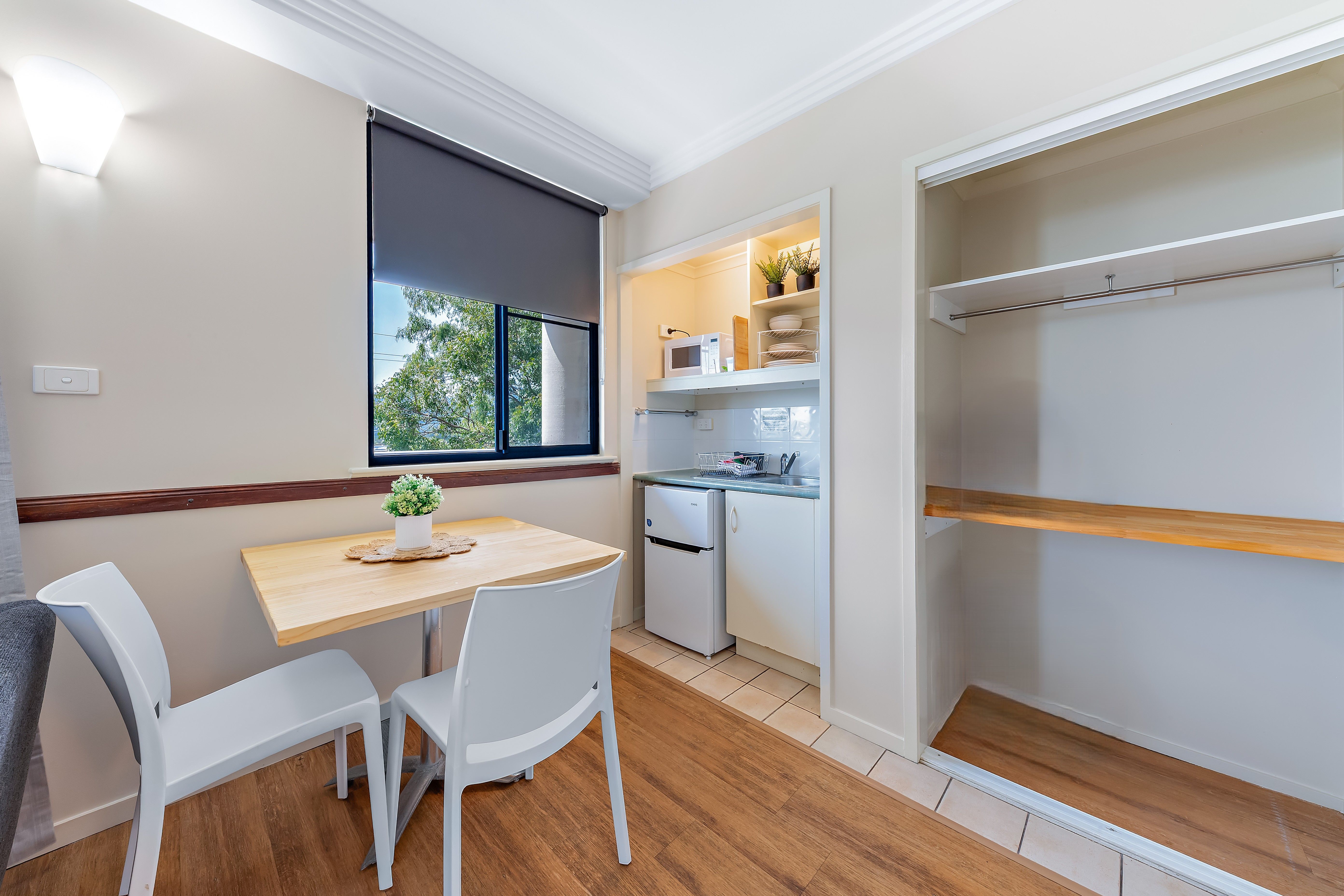 10/1 Hermitage Drive — photo 4 of 24