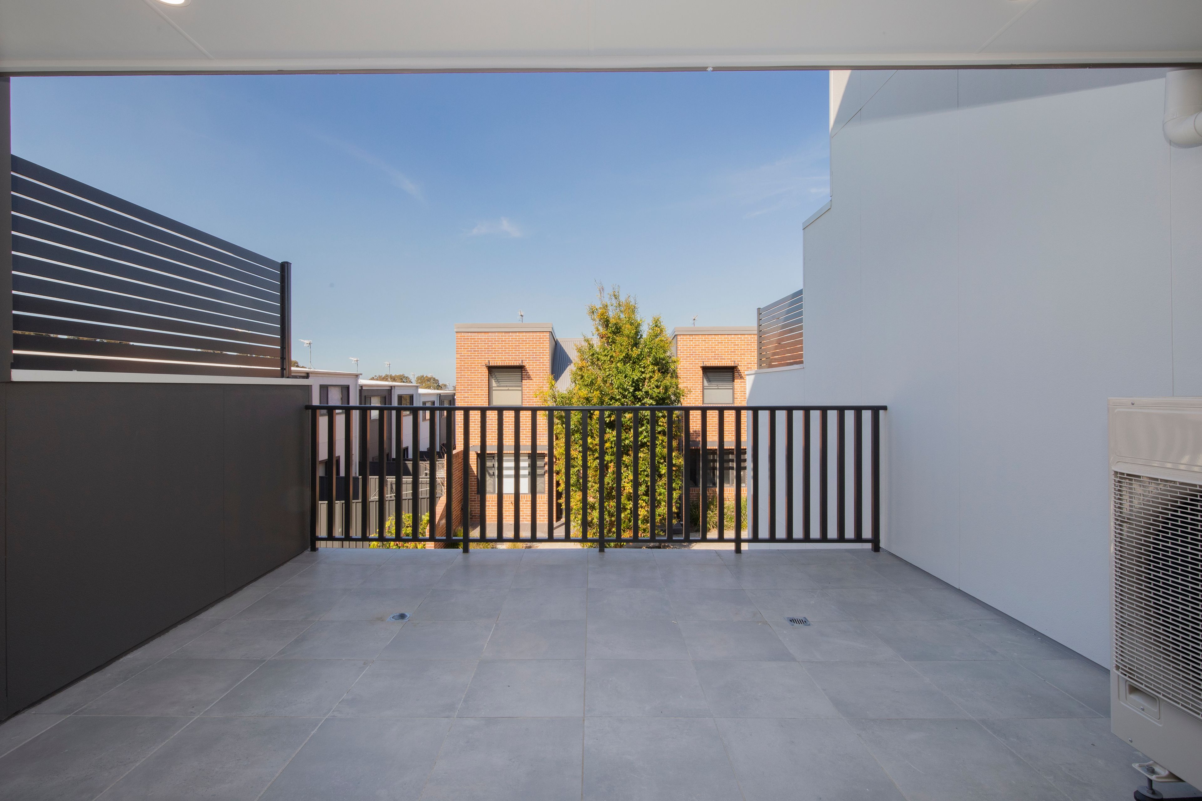 2/2 Corymbia Way — photo 9 of 15