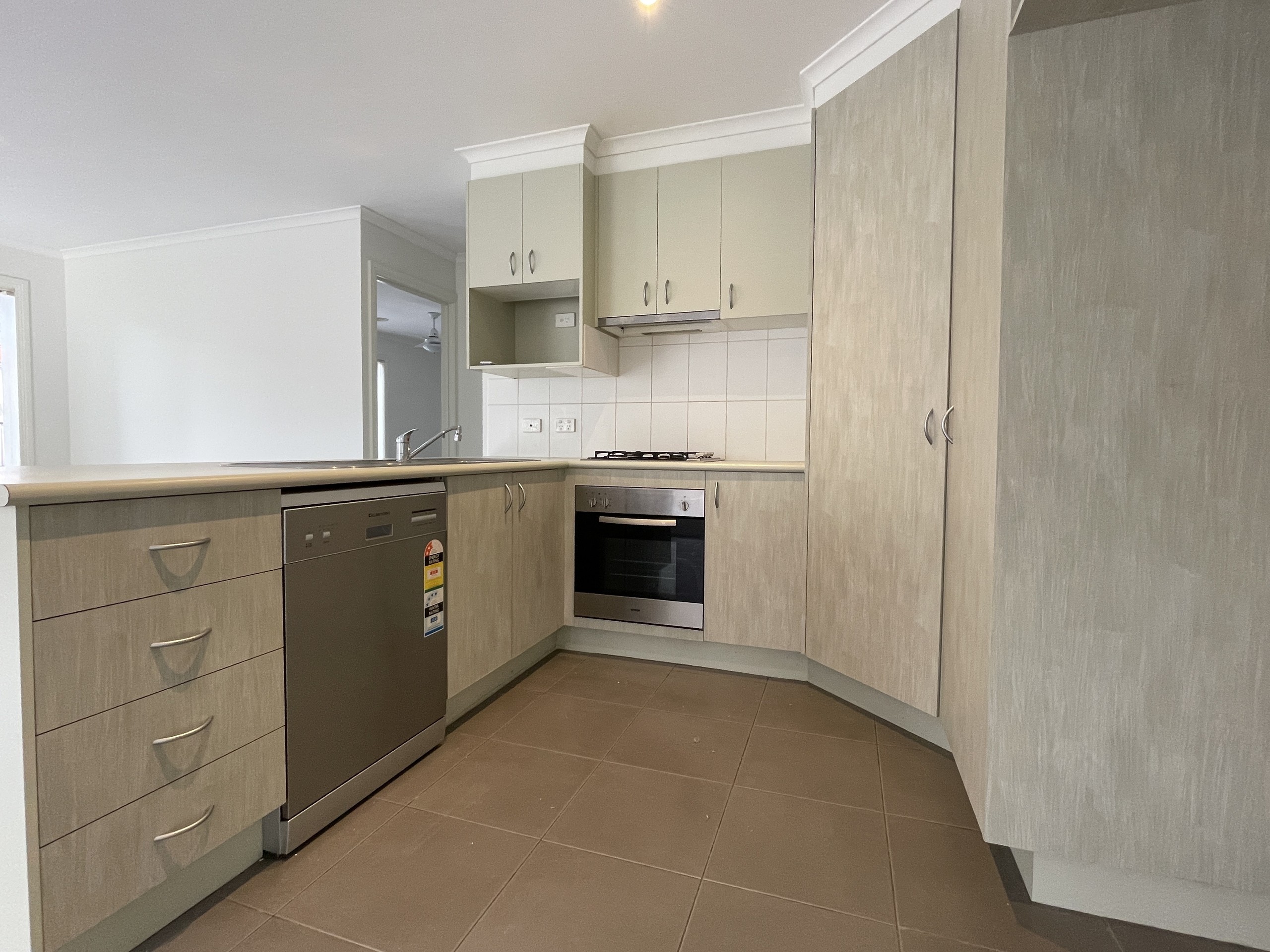 13 Harmony Drive, South Morang, VIC 3752