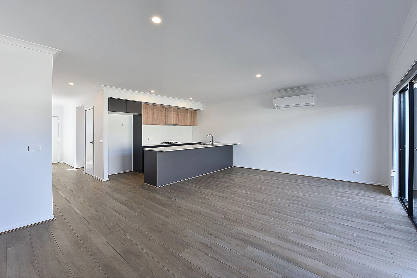 9 Norwich Path, FRASER RISE, VIC 3336