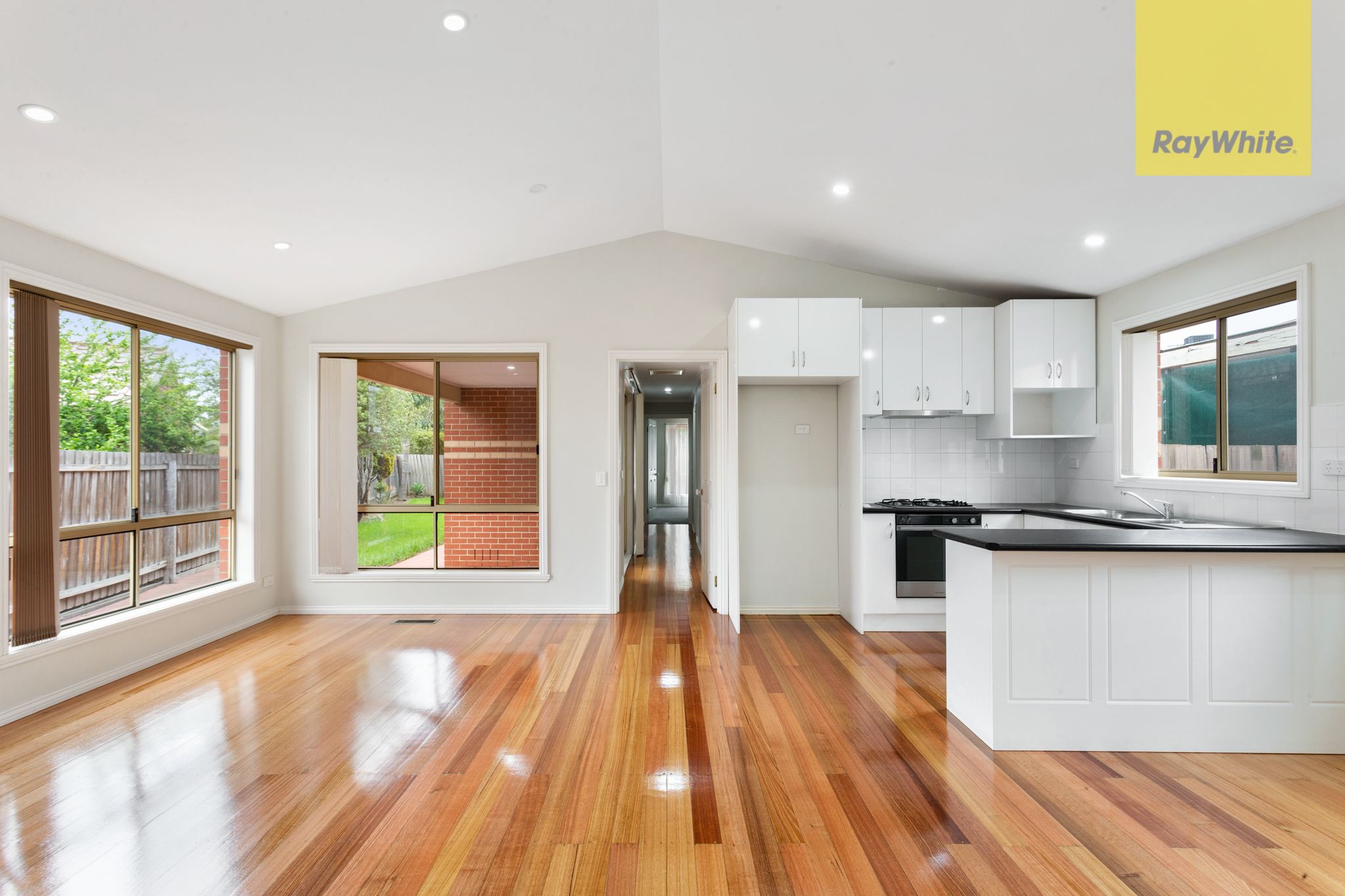 8B Sibyl Court, Keilor Downs, VIC 3038