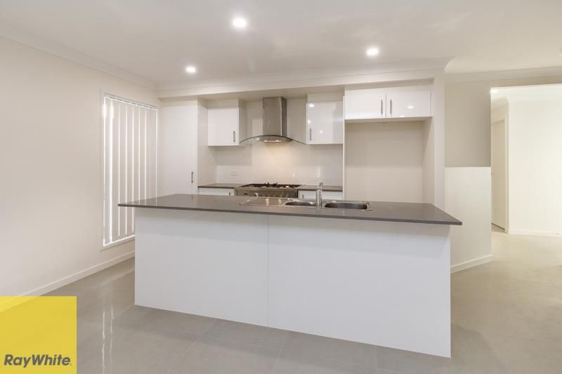 20 Mapleton Street, South Ripley, QLD 4306