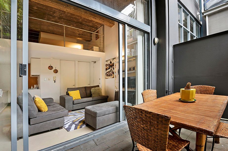 8/15 Hutchinson Street, Surry Hills, NSW 2010