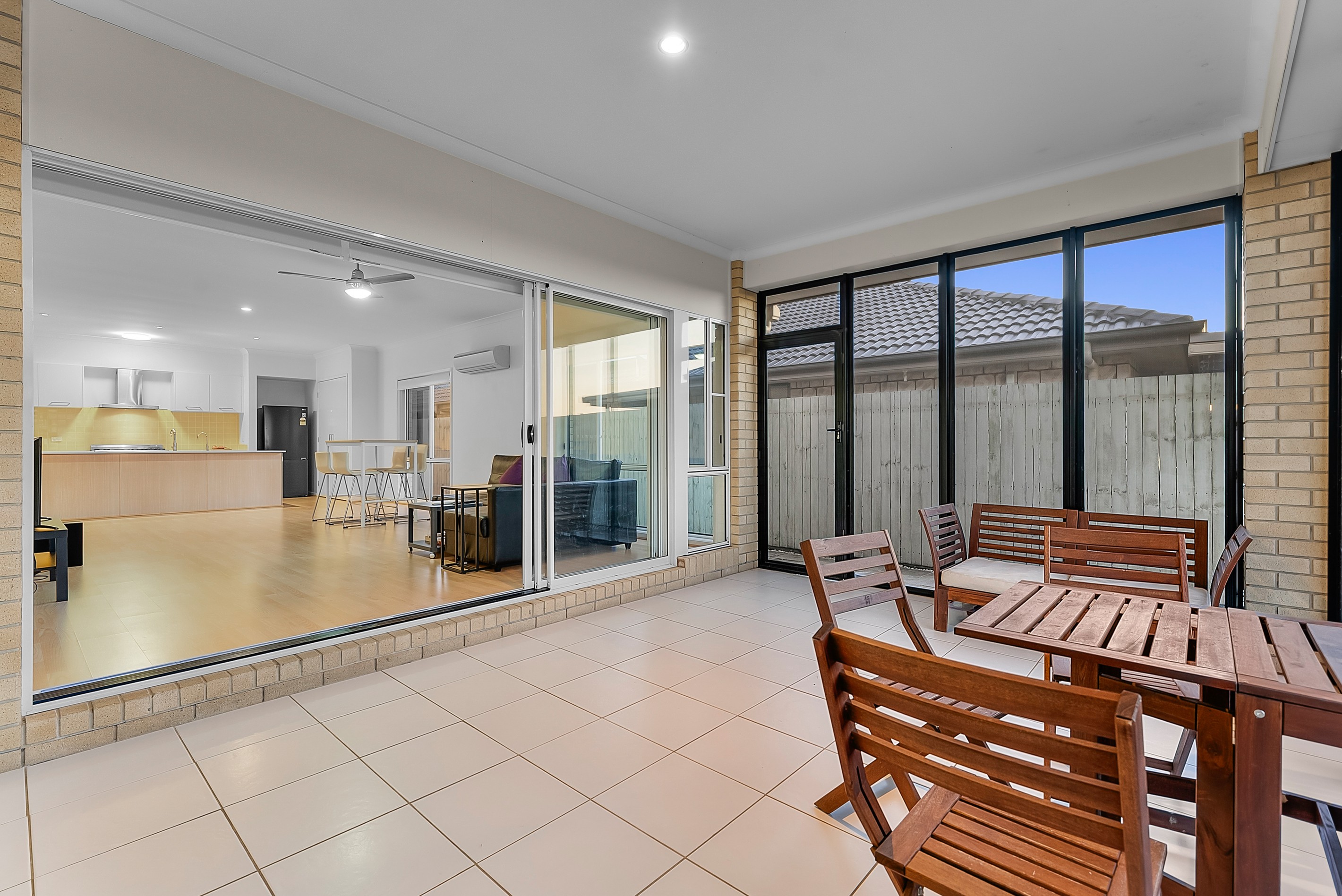 12 Chase Crescent, North Lakes, QLD 4509