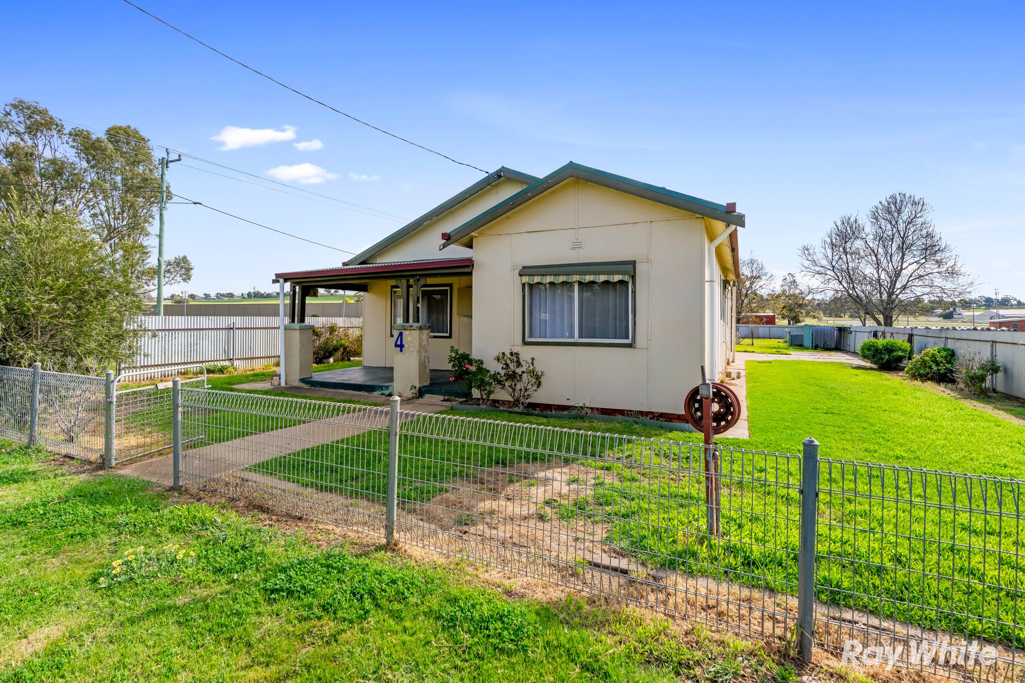 44 Park Lane — photo 15 of 15