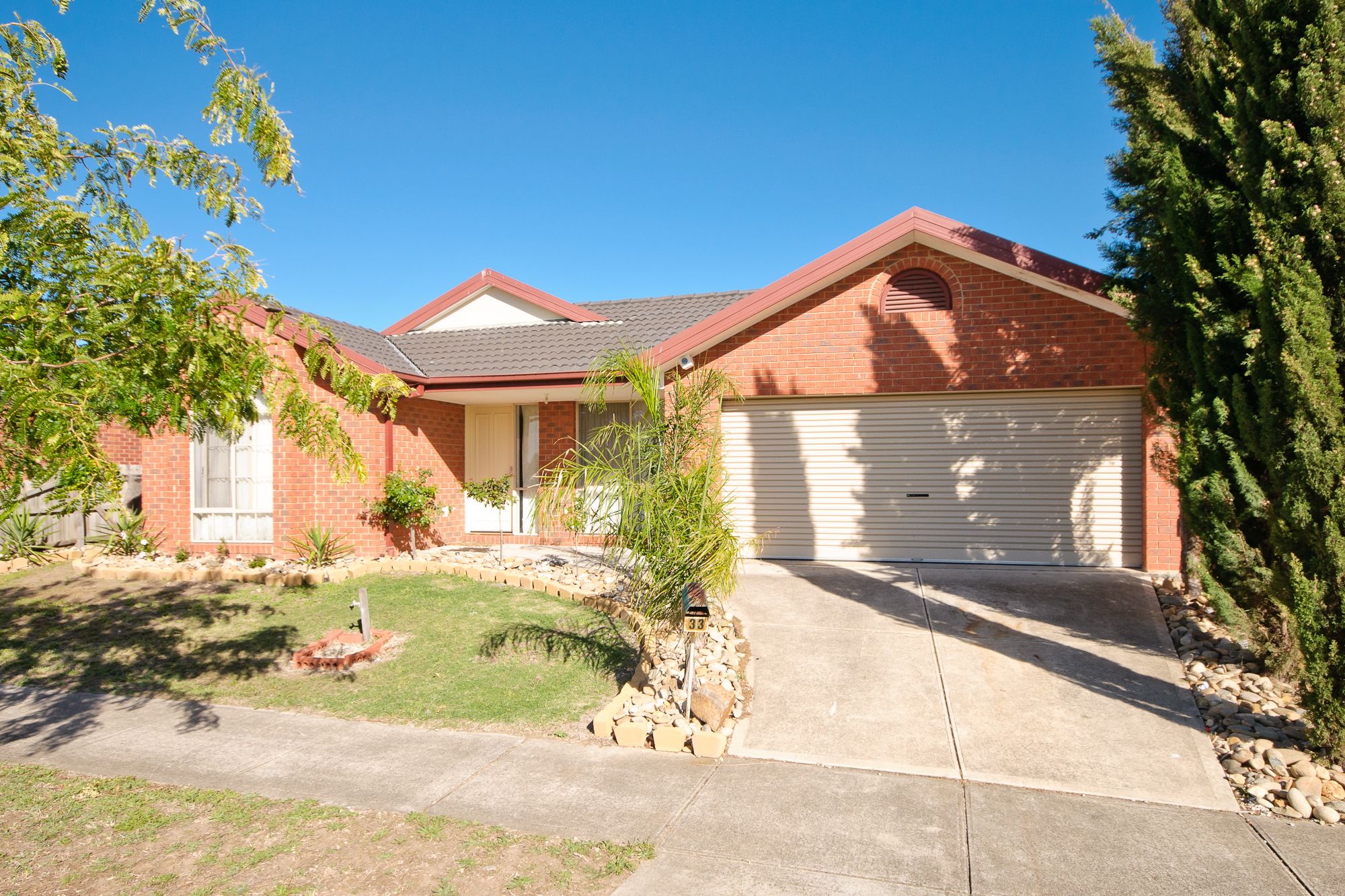 33 Limpopa Square, Roxburgh Park, VIC 3064