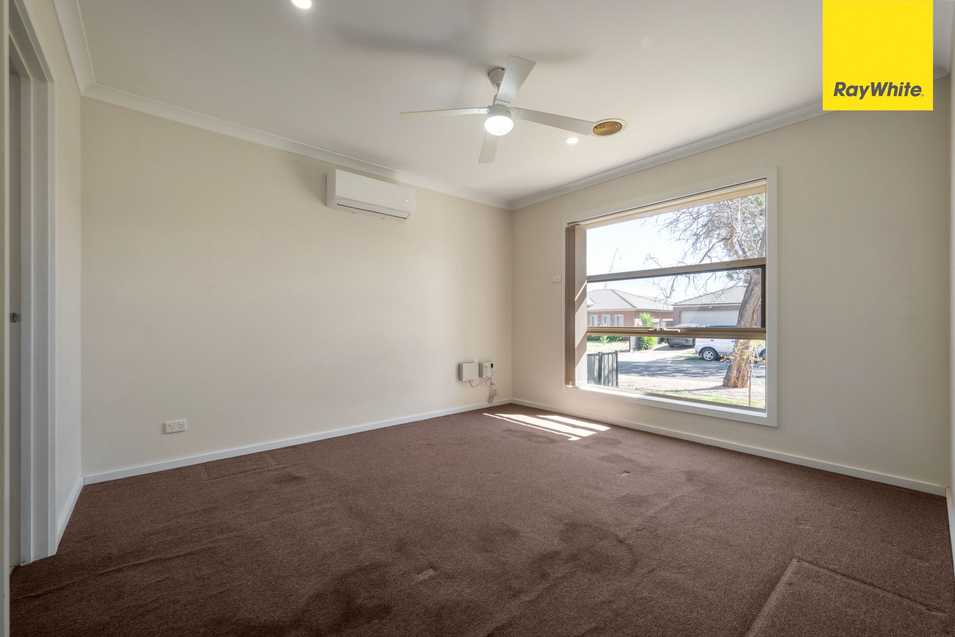 73 Lakewood Boulevard, Melton, VIC 3337