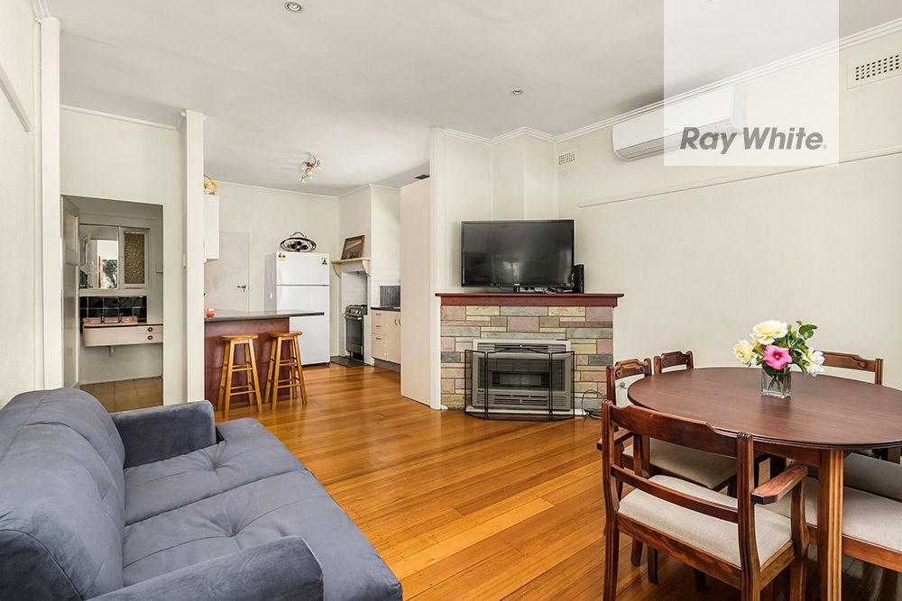 12 Yarrabin Street, Brunswick West, VIC 3055