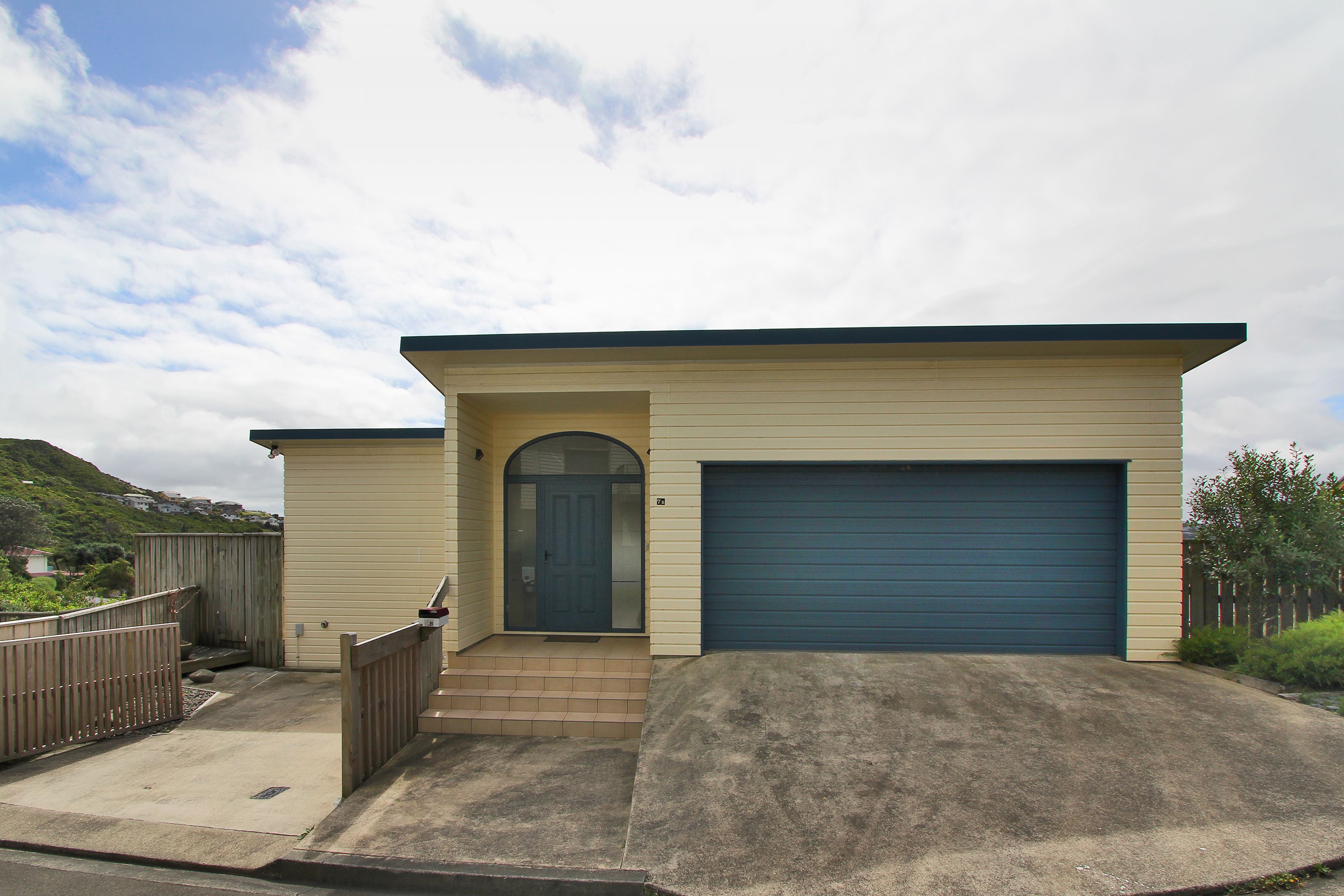 7b Marjory Close, Broadmeadows, Wellington City