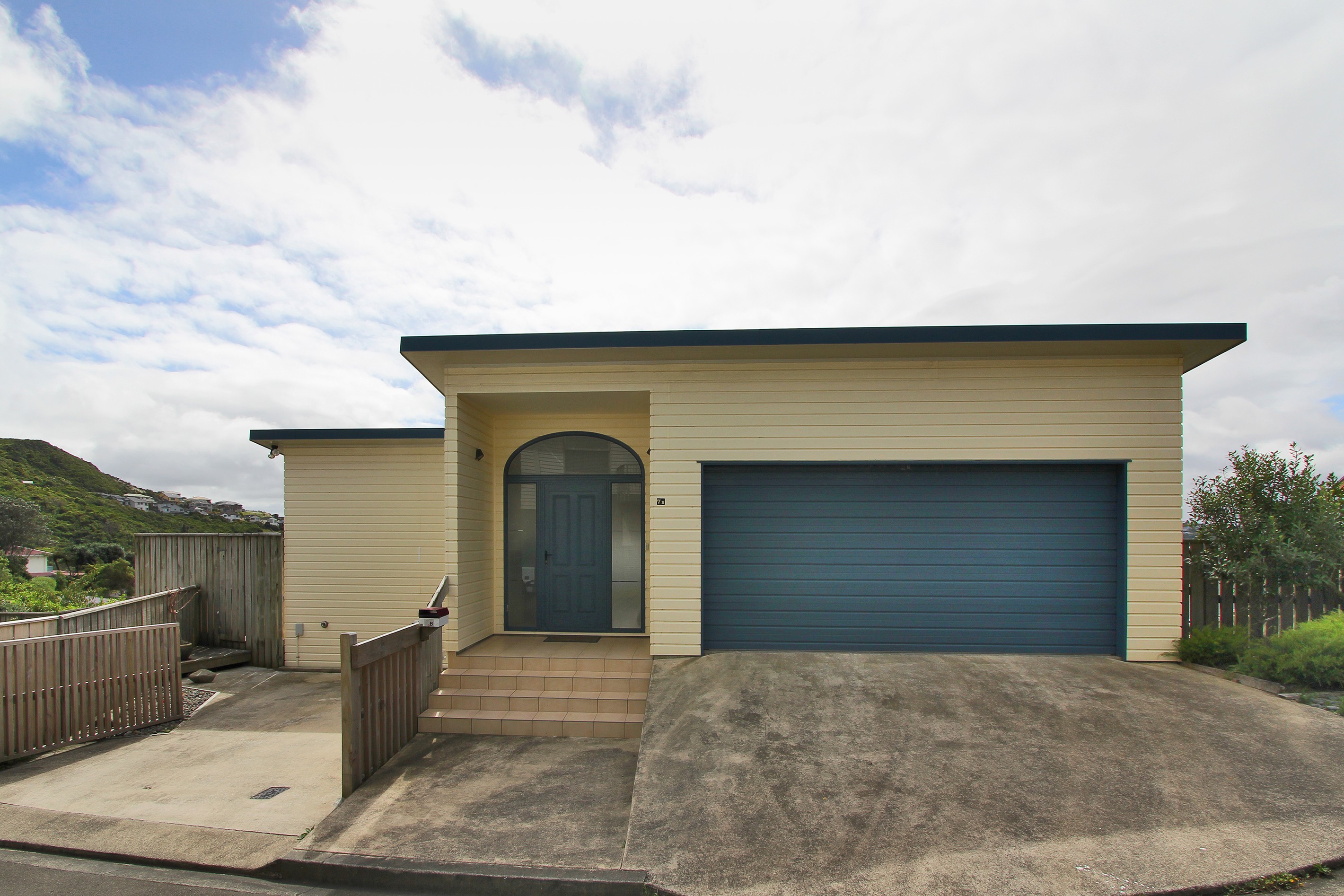 7b Marjory Close, Broadmeadows, Wellington City