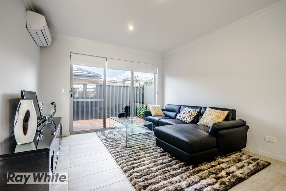 4/300 Drake Street, Morley, WA 6062