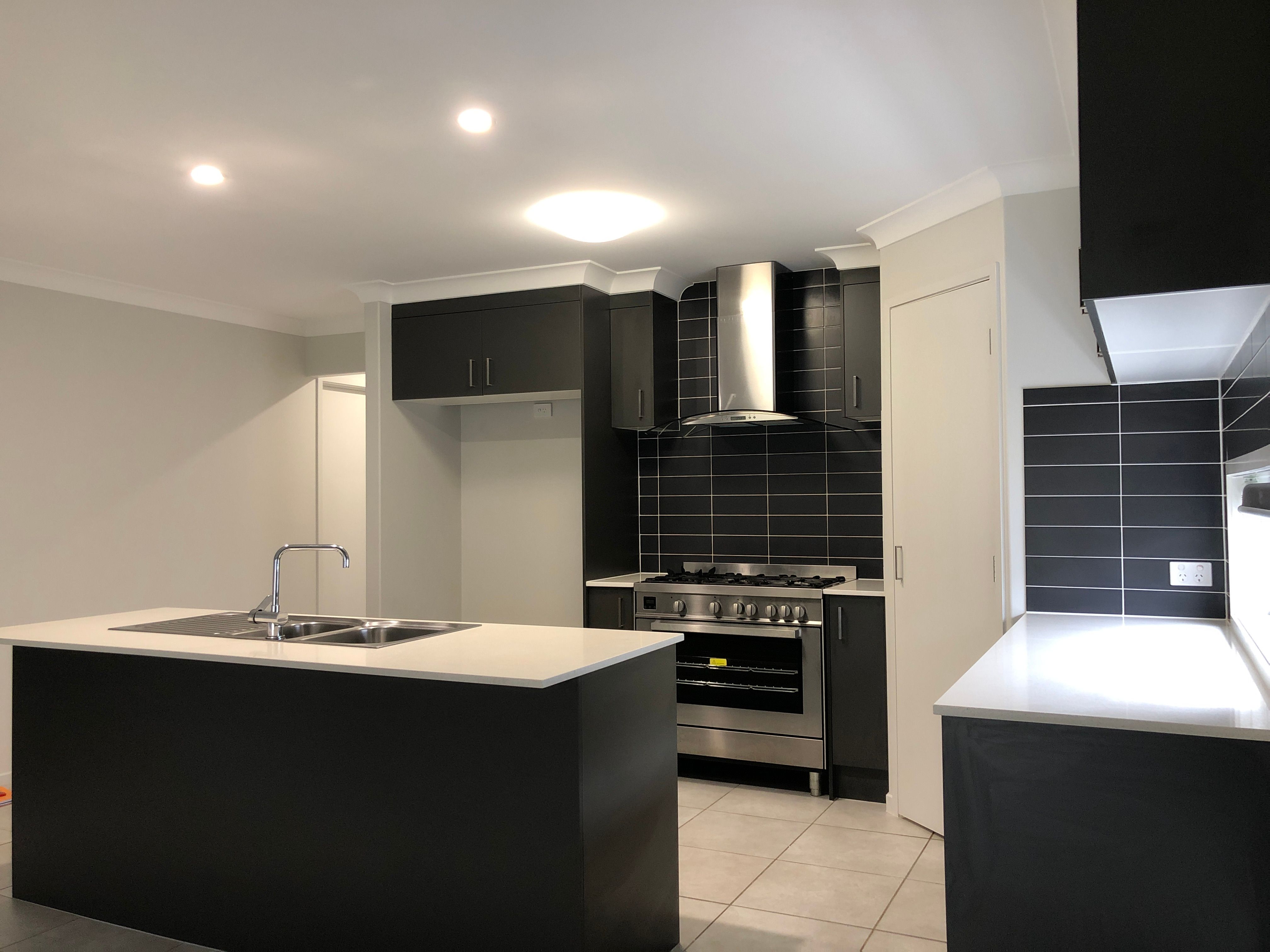 18 Silver Wattle Grove, Peregian Springs, QLD 4573