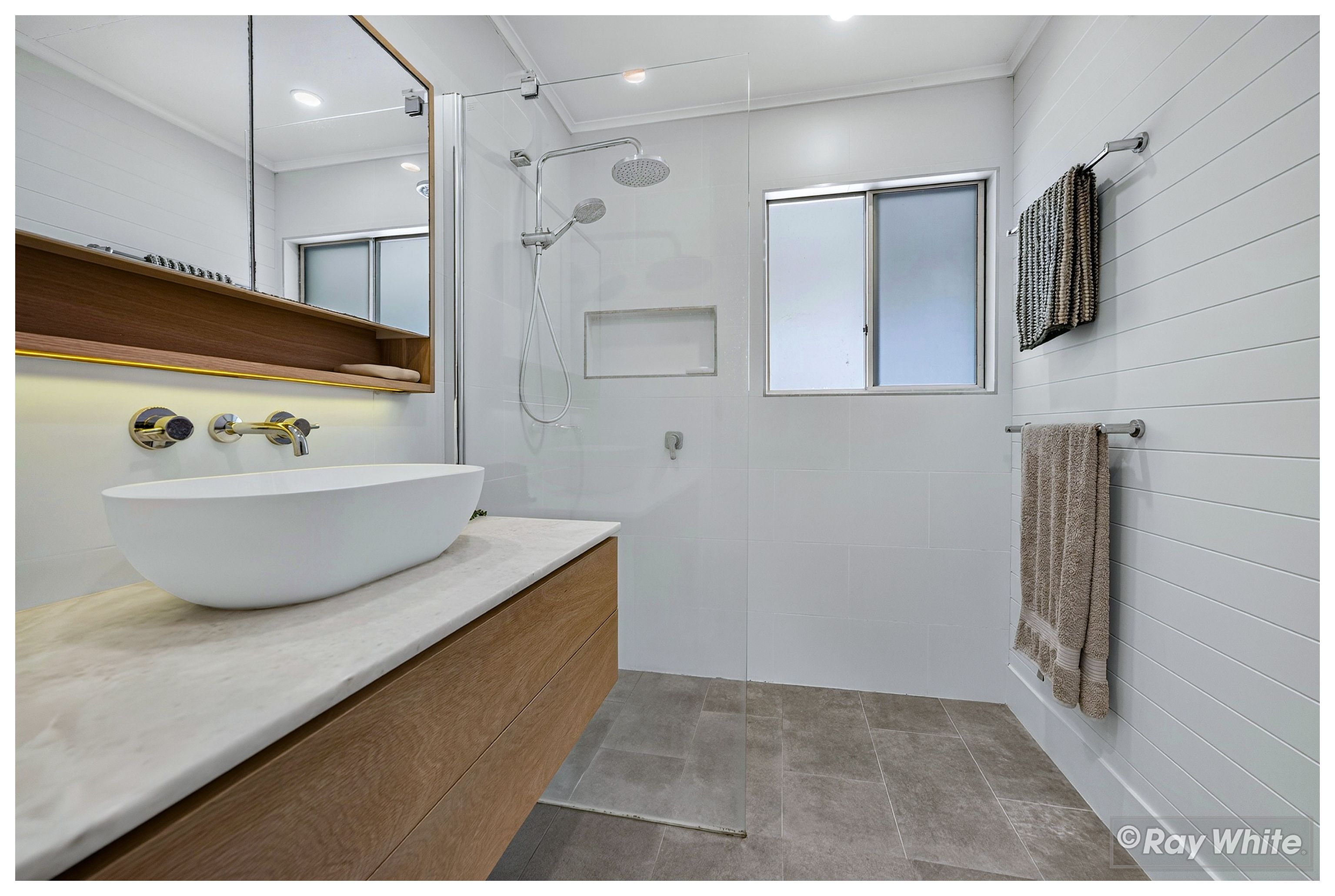 7 Sheehan Avenue — photo 13 of 30