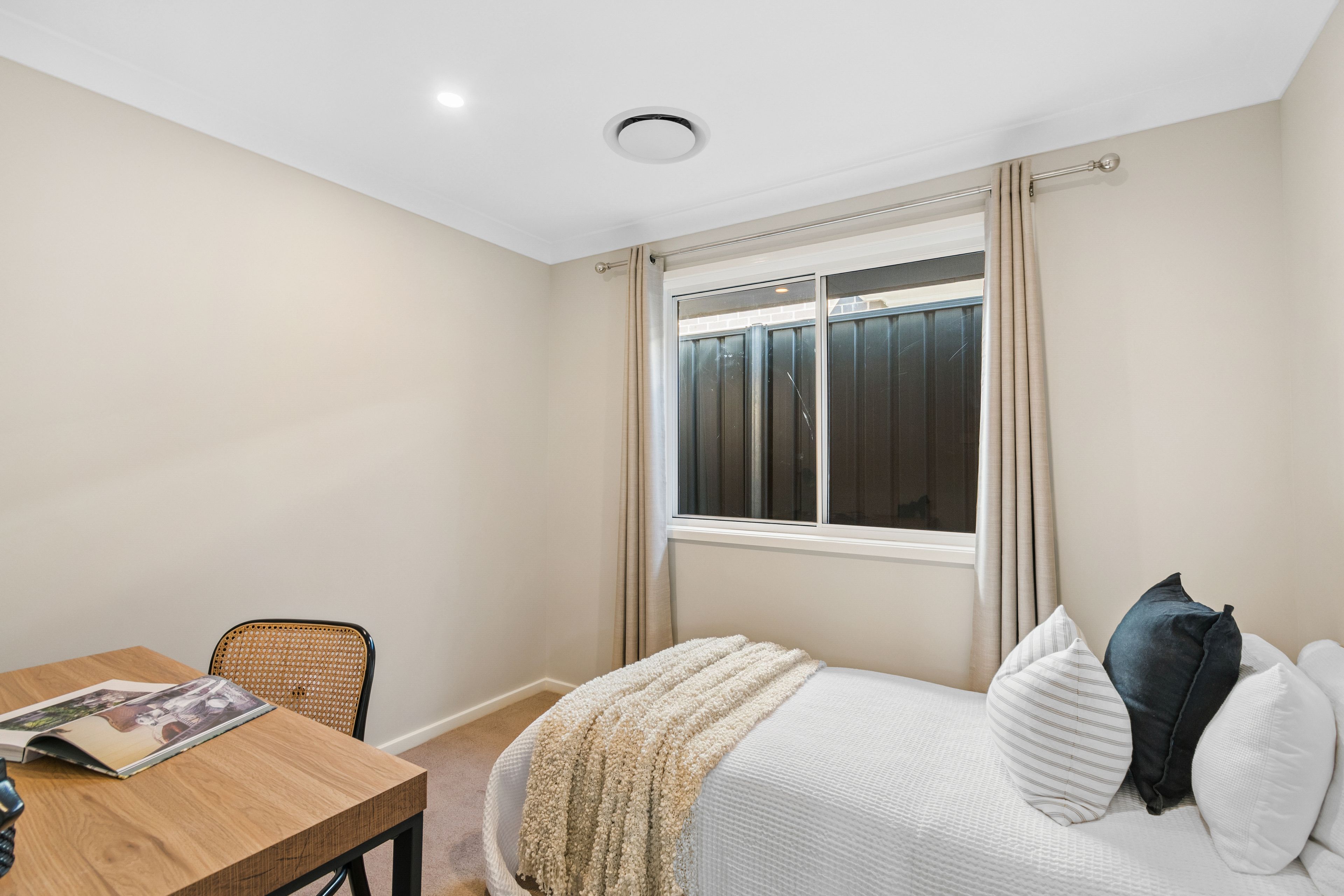 51 Thornbill Street — photo 12 of 19