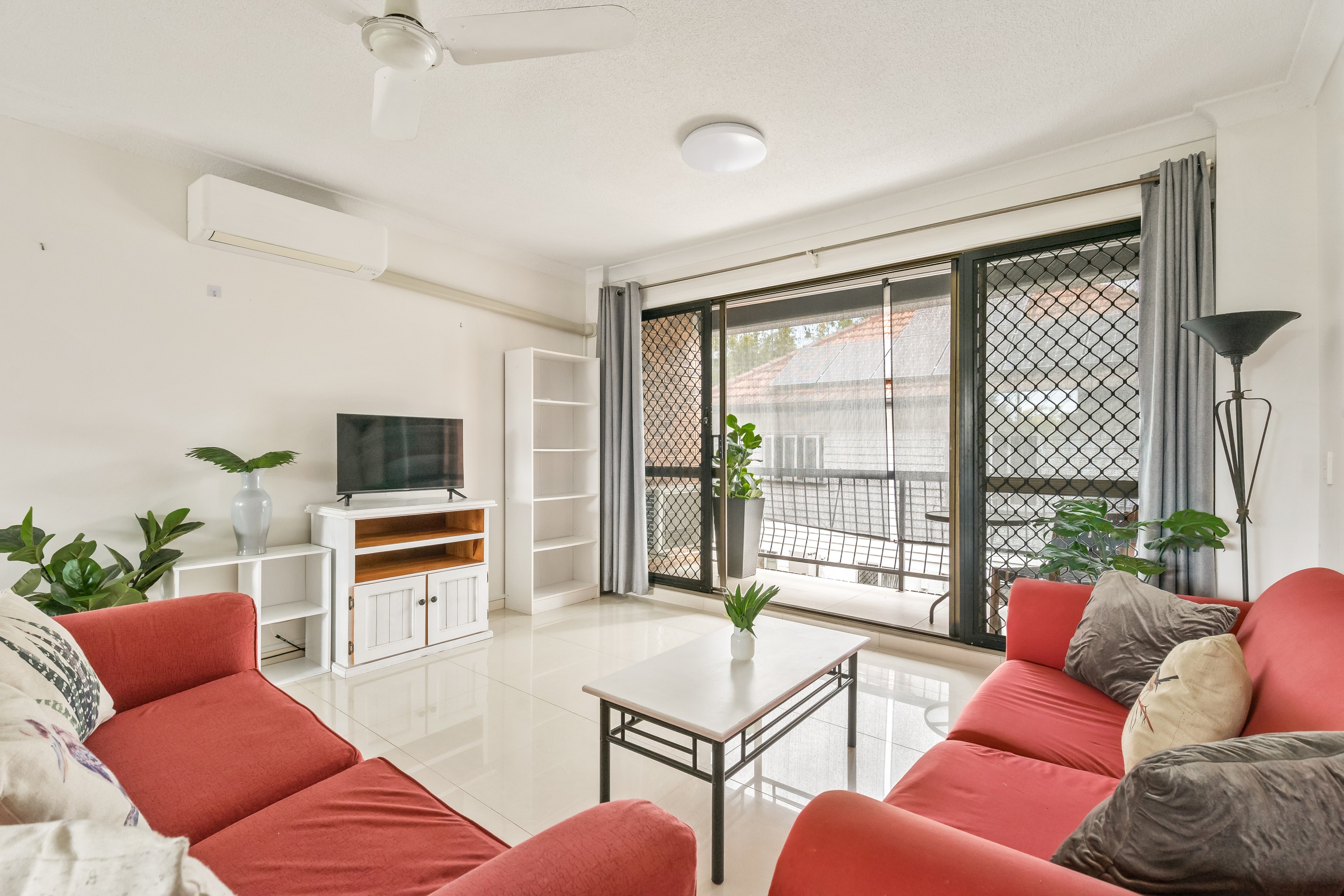 1/237 Sir Fred Schonell Drive, St Lucia, QLD 4067