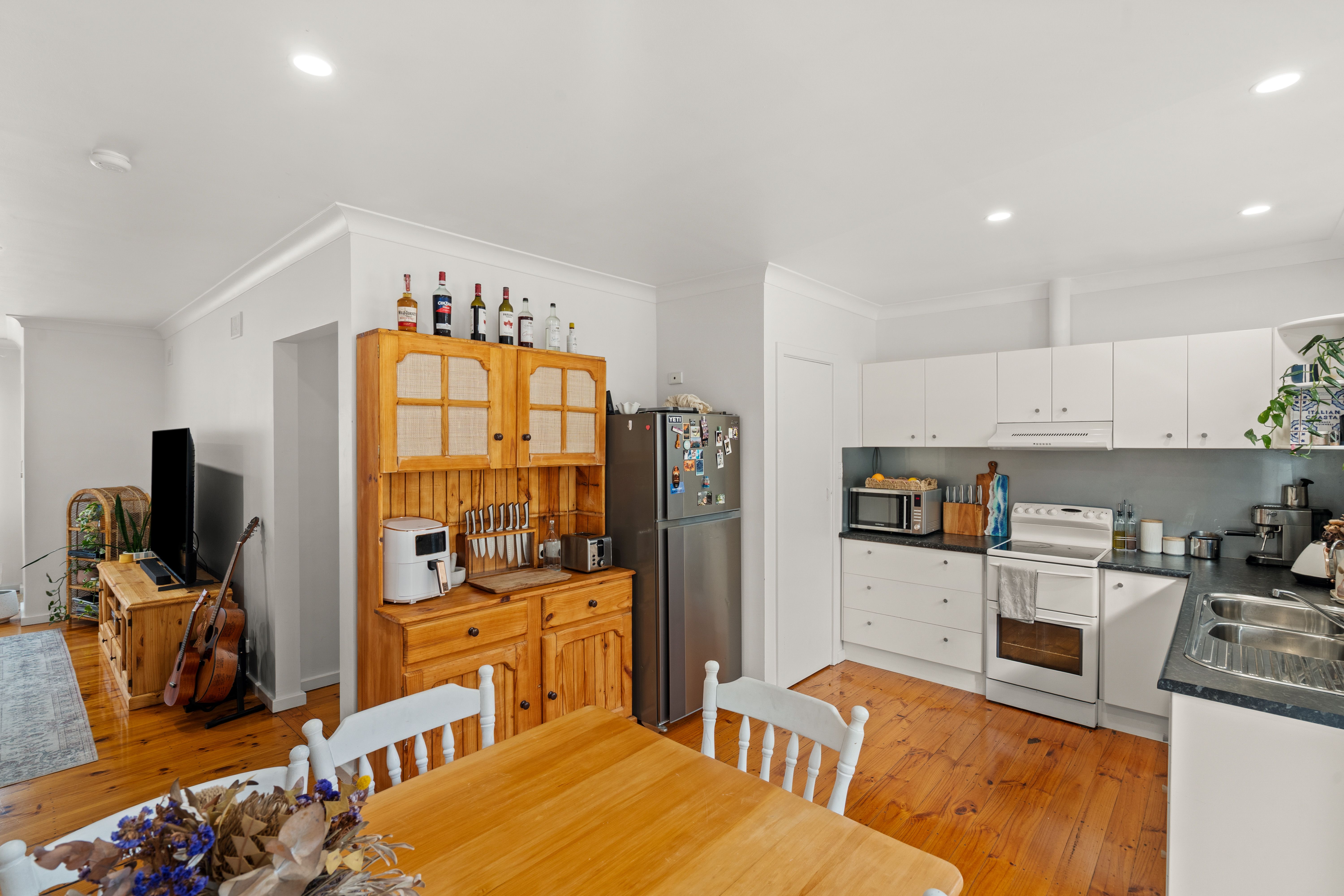 2/13 James Avenue — photo 11 of 22