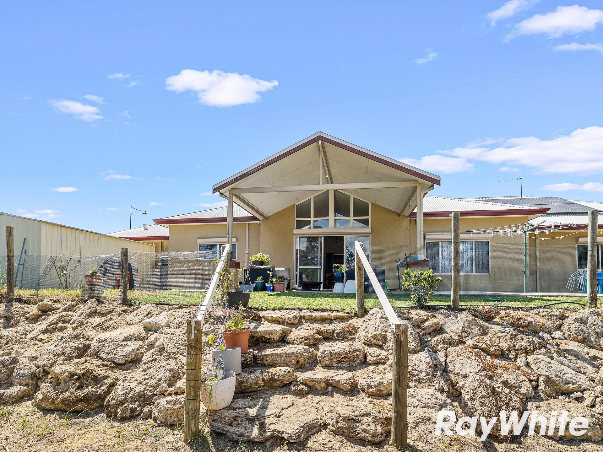 107 South Western Highway — photo 18 of 22
