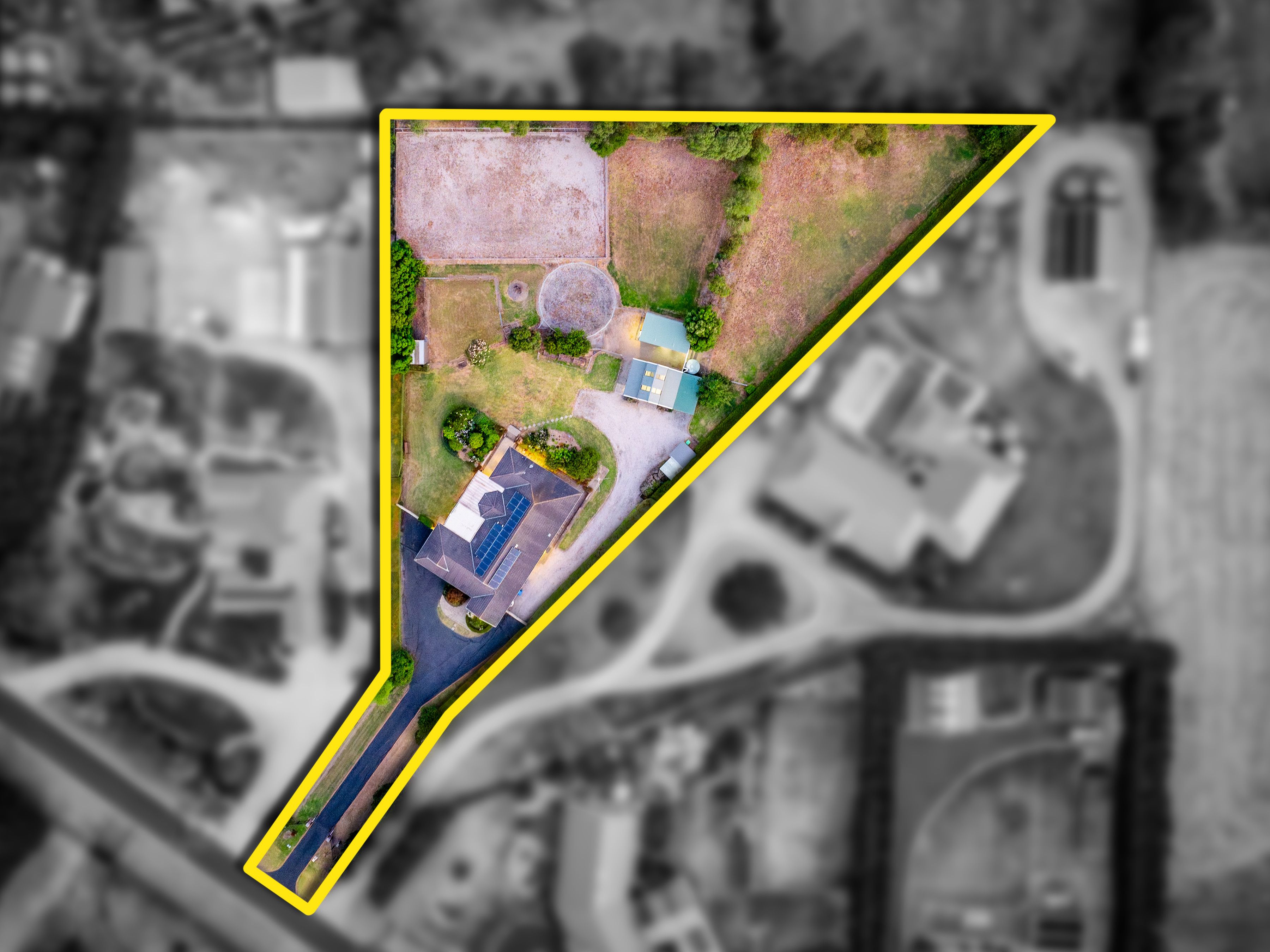 3 Pinehill Drive, Pakenham, VIC 3810