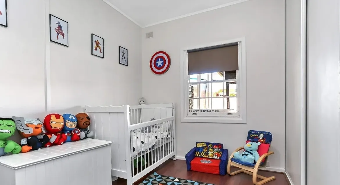 12 Bridport Street — photo 6 of 10