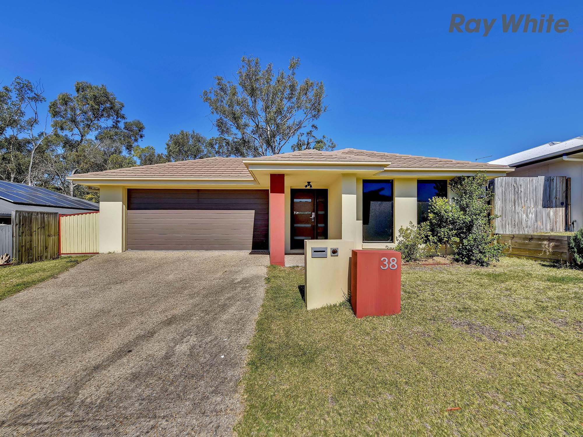 38 Messara Circuit, Durack, QLD 4077