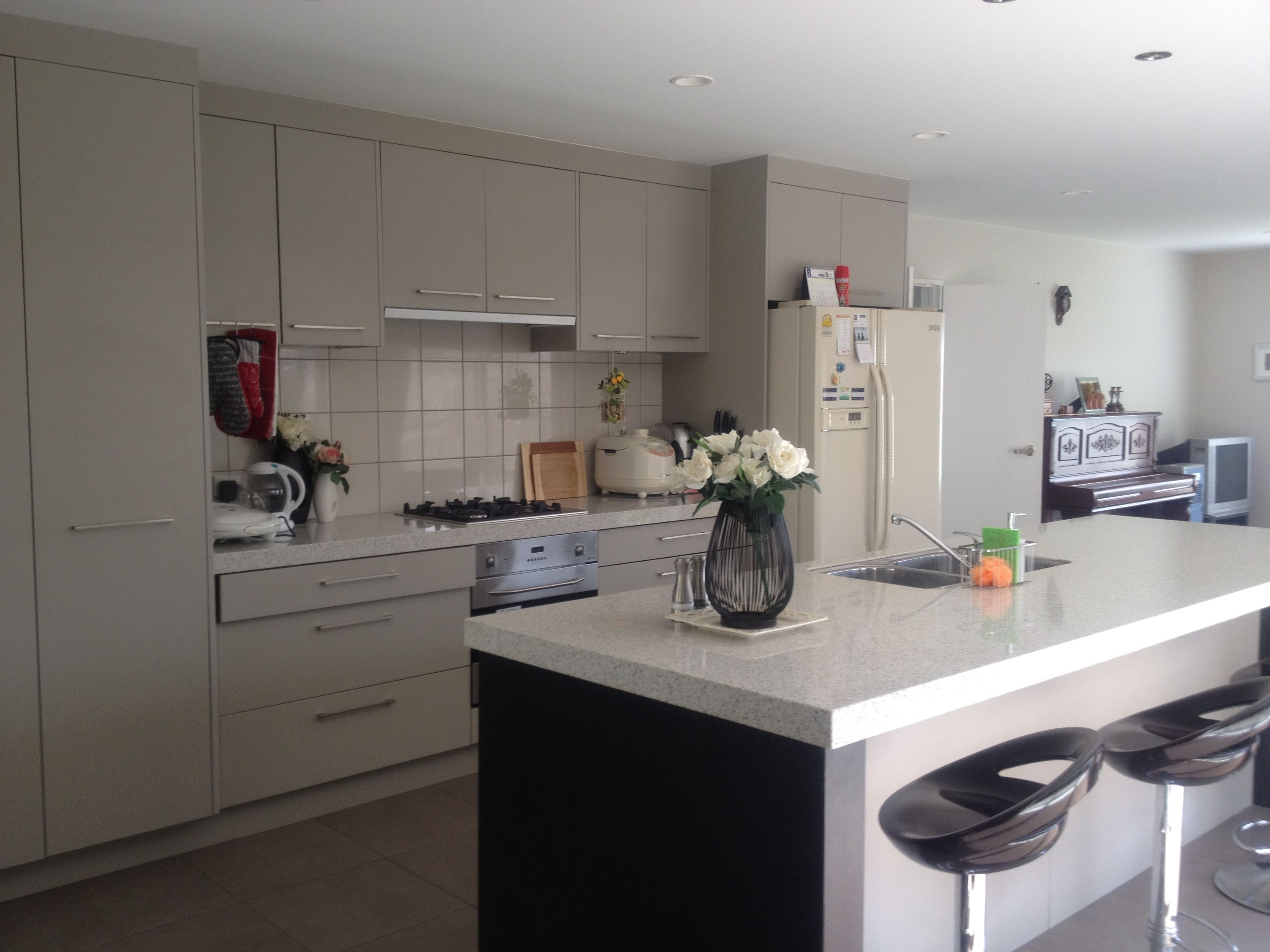 15 PACKSPUR Drive, Mission Heights,