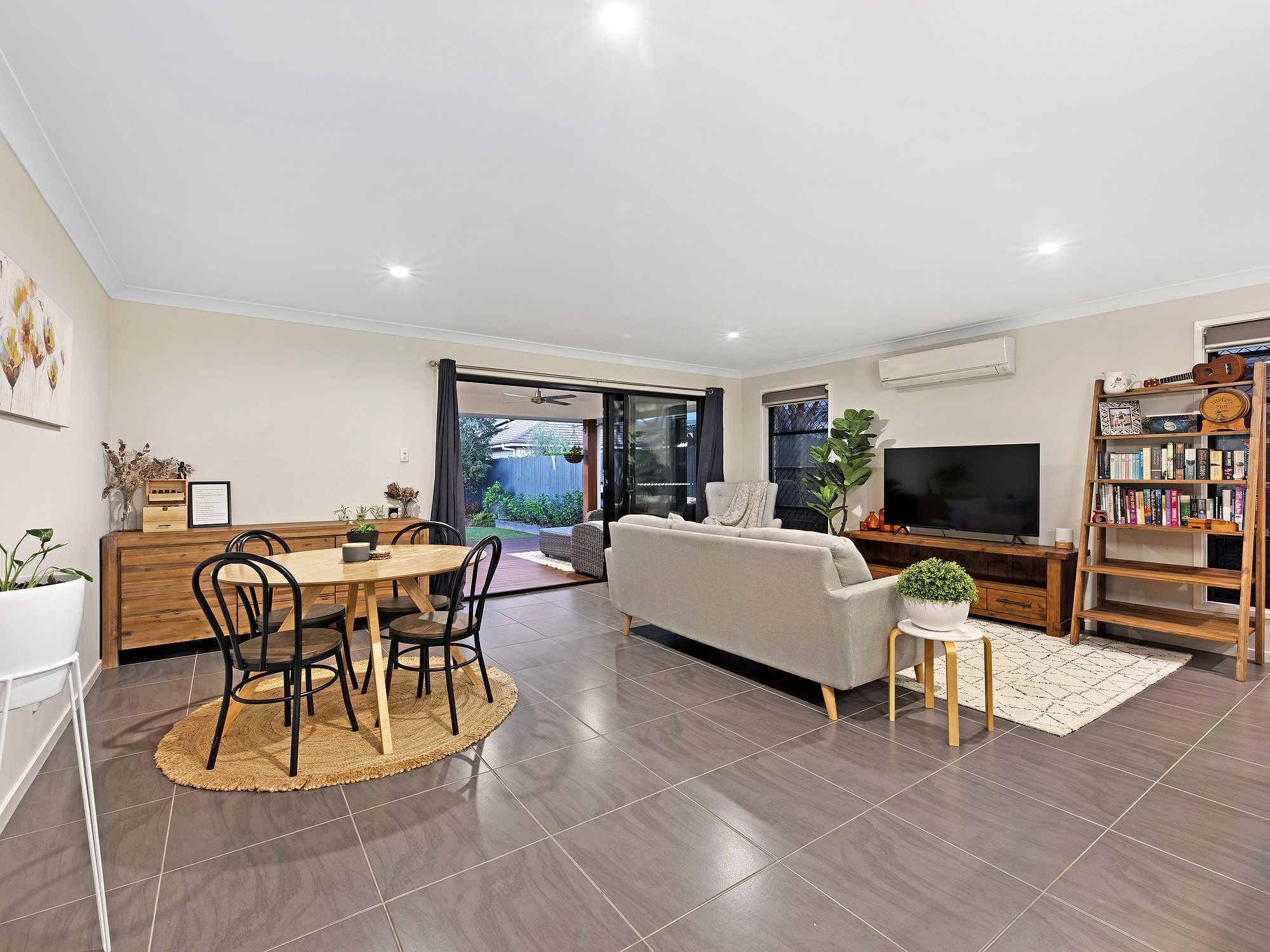 26 Splendid Drive, South Ripley, QLD 4306