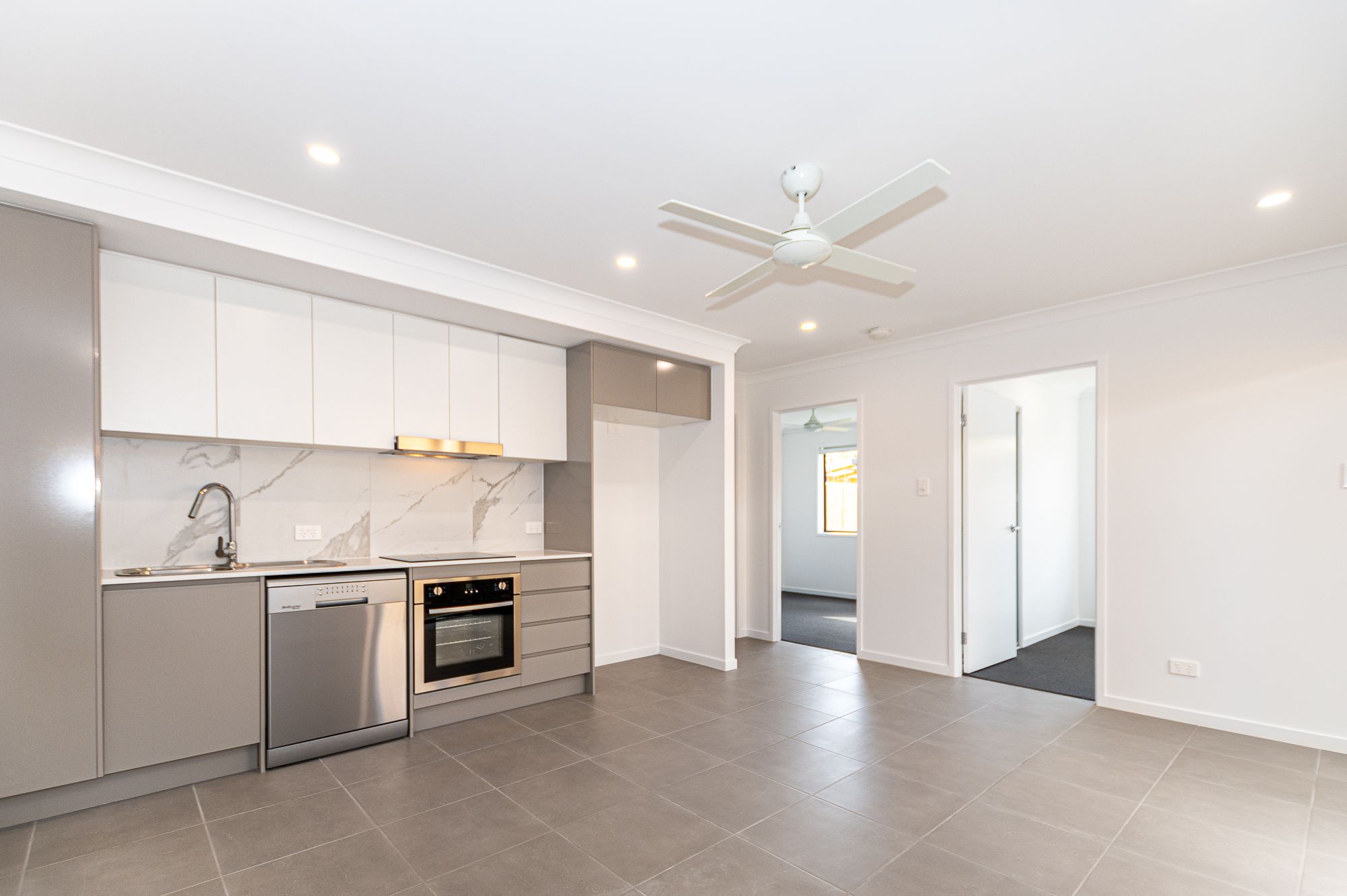 2/11A Mark Lane, Waterford West, QLD 4133