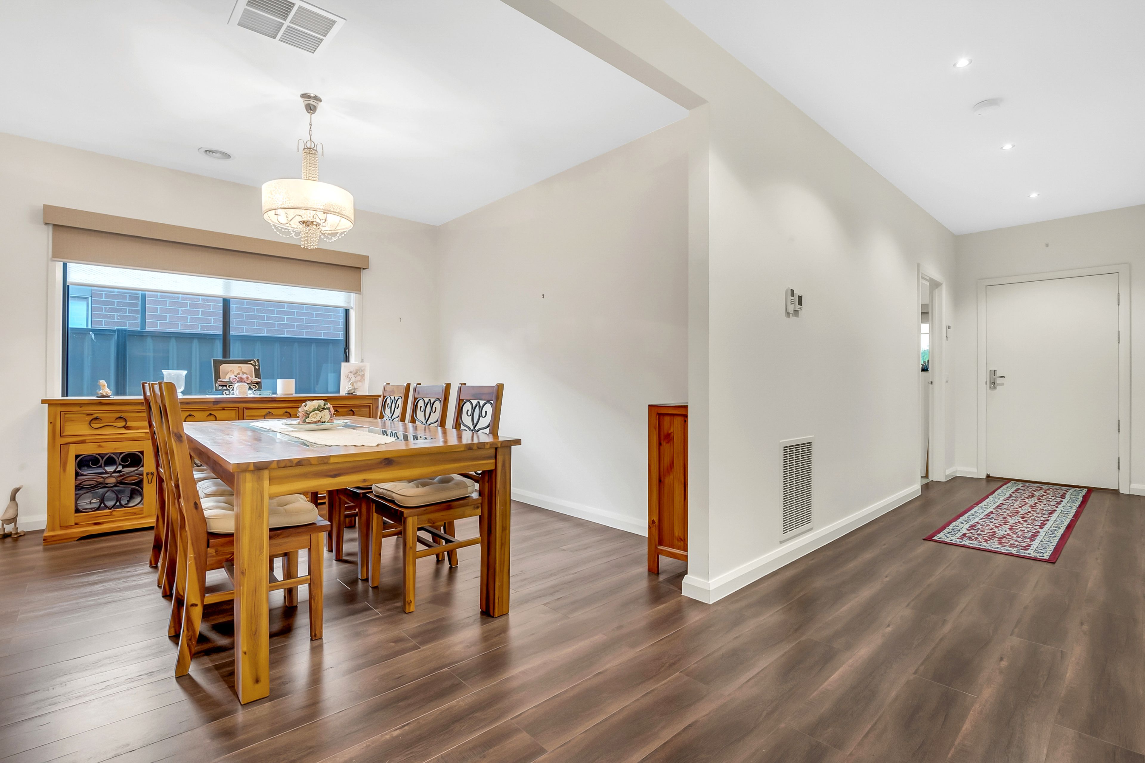 25 Falkland Road, Craigieburn, VIC 3064