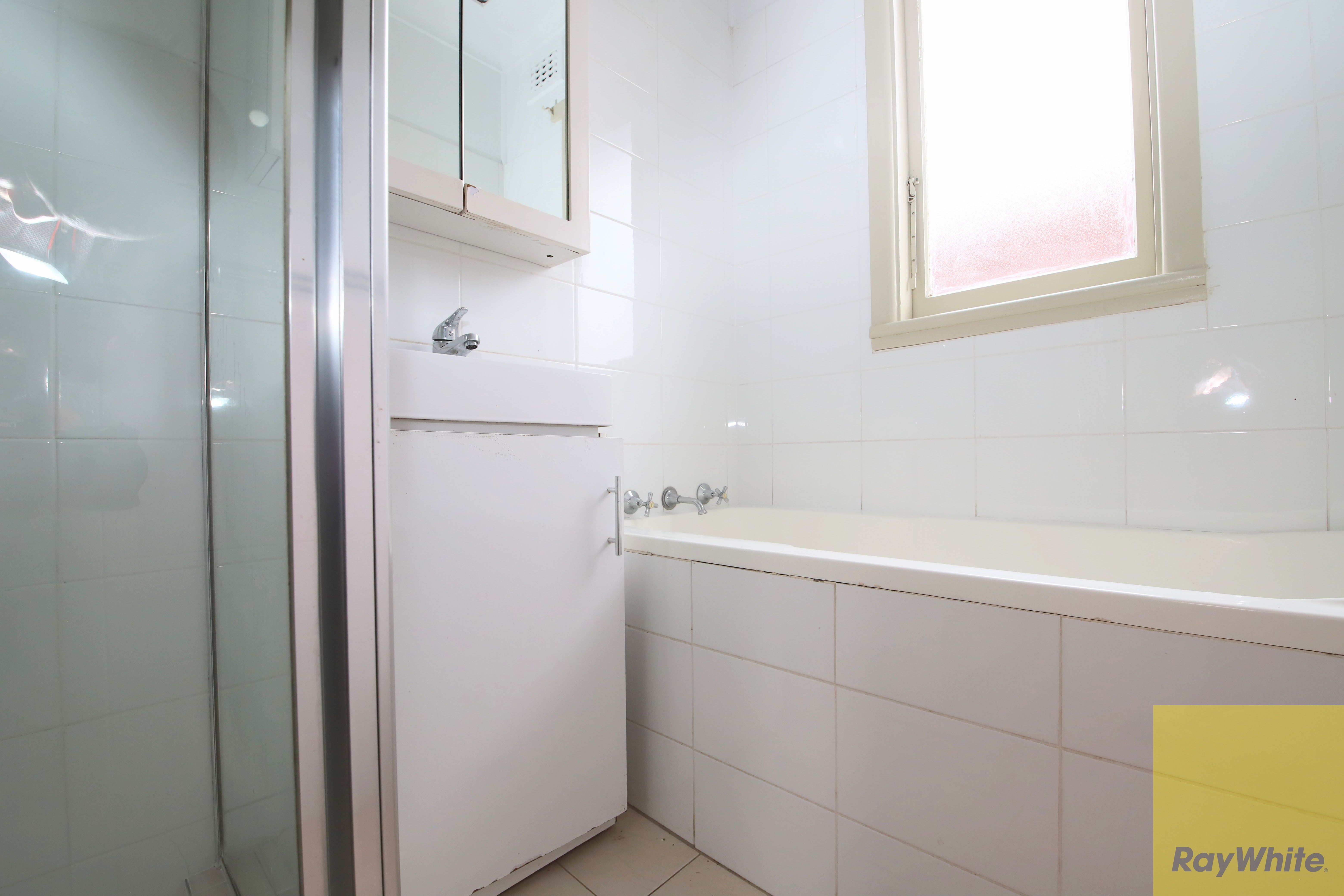 6 Moss Street — photo 4 of 7