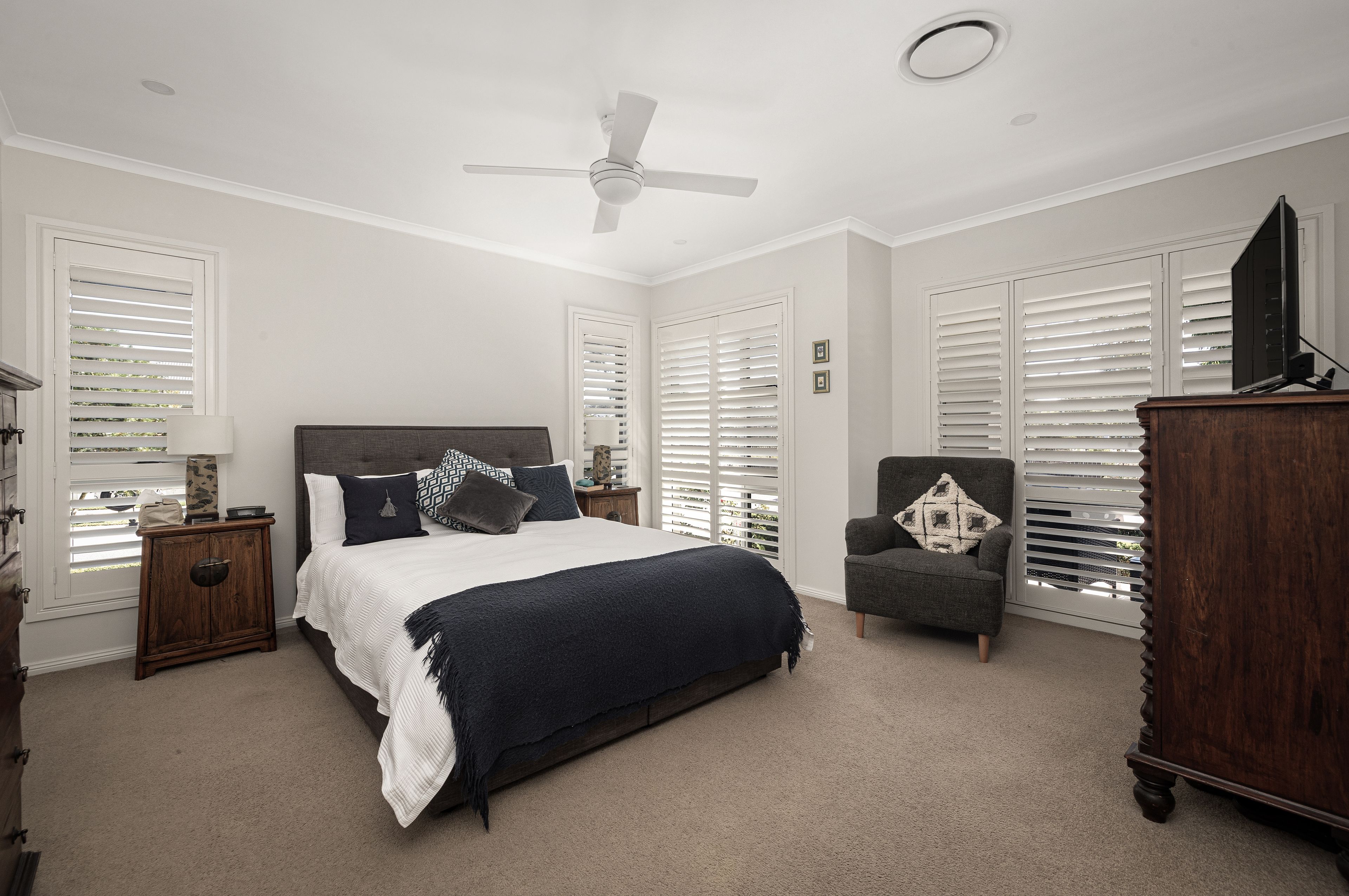 37 Bunyarra Parade (The Gables) — photo 10 of 22