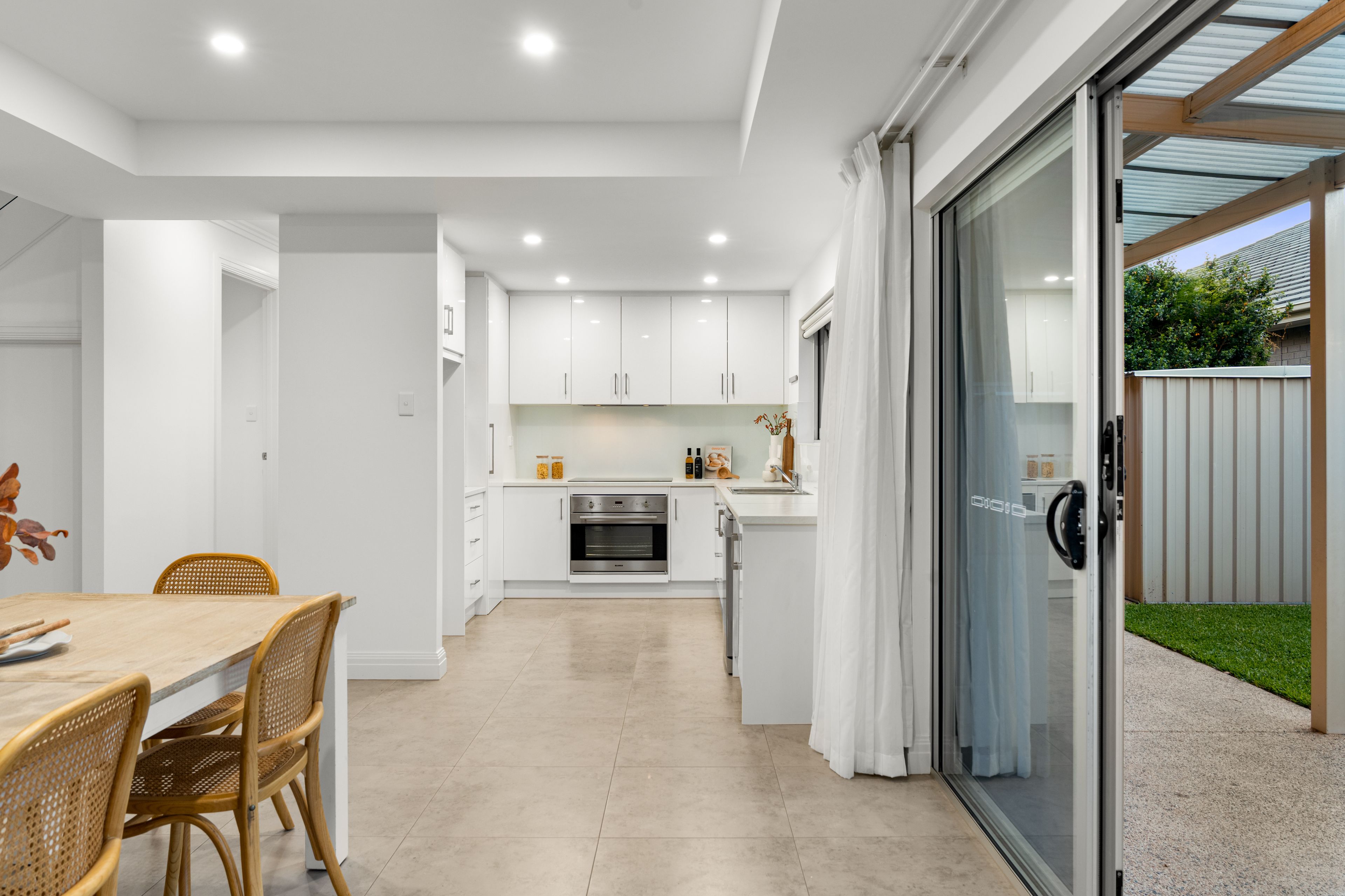 13 Thistle Avenue — photo 8 of 25