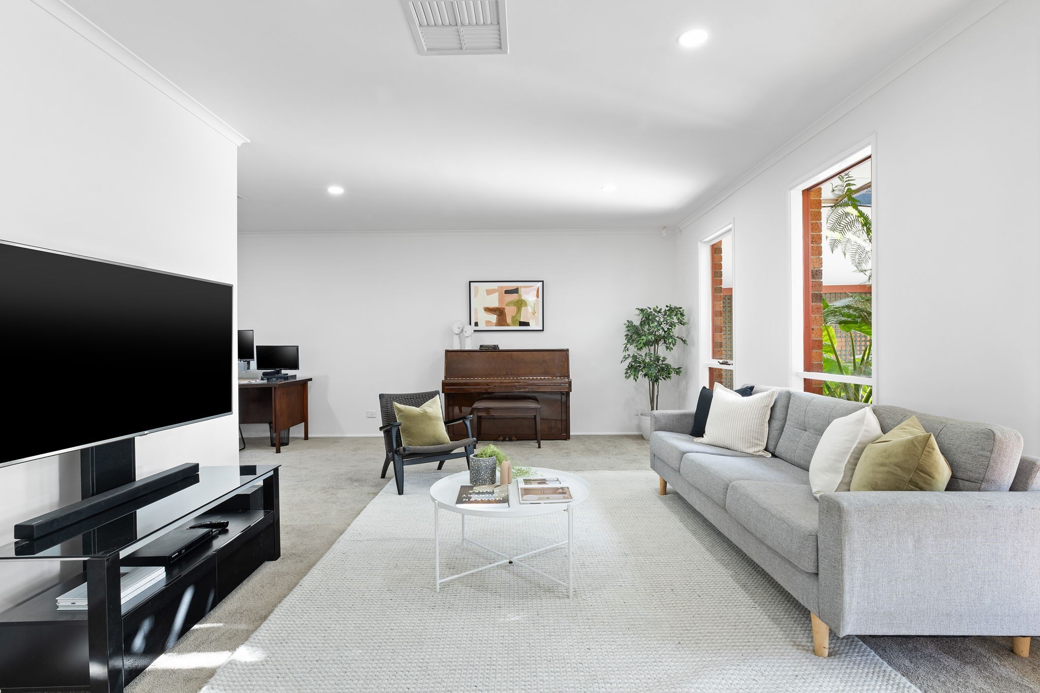 63 Veronica Crescent, Mill Park, VIC 3082