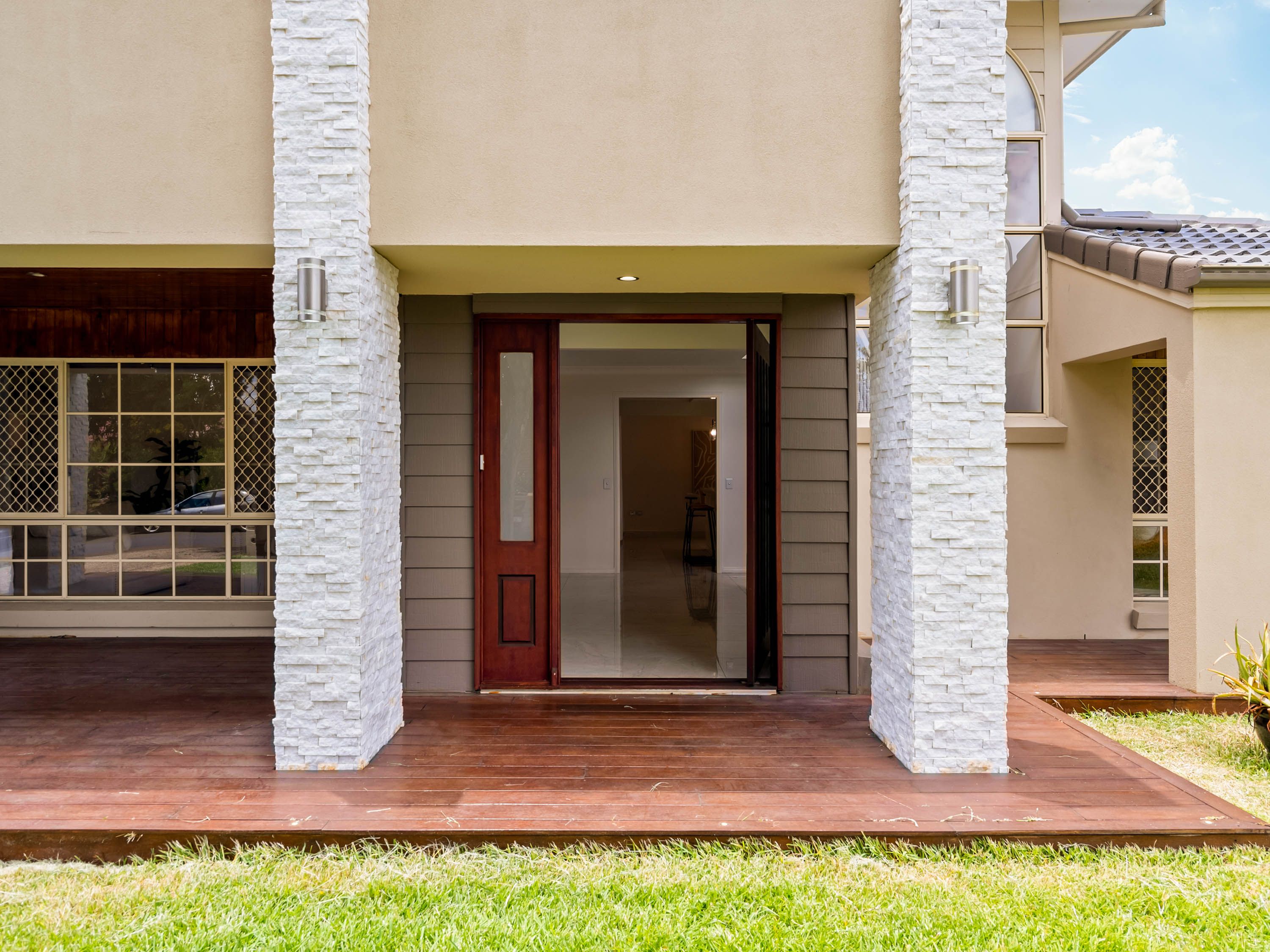 18 Eisenhower Street, Stretton, QLD 4116