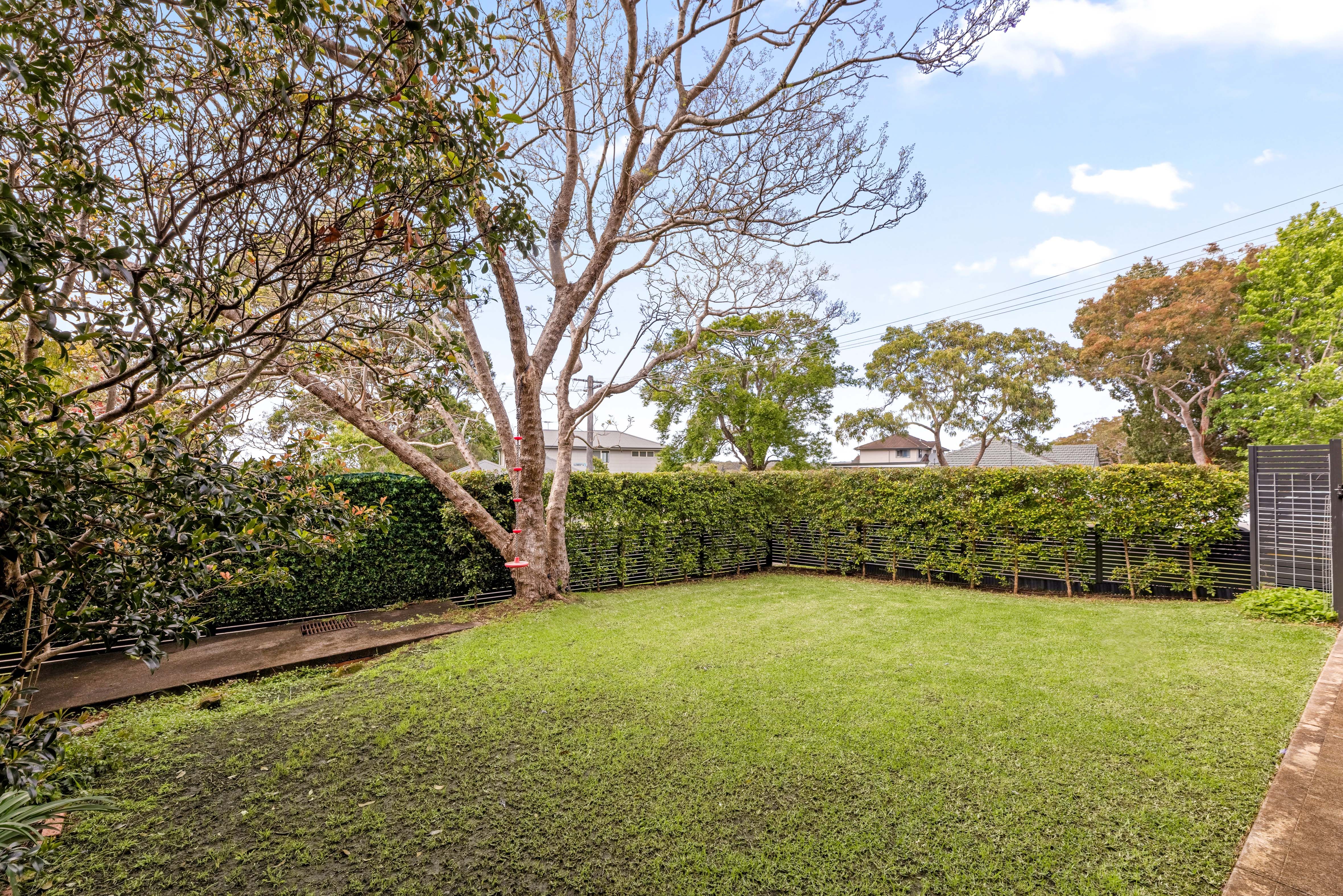 2/81 Ellesmere Road — photo 16 of 17